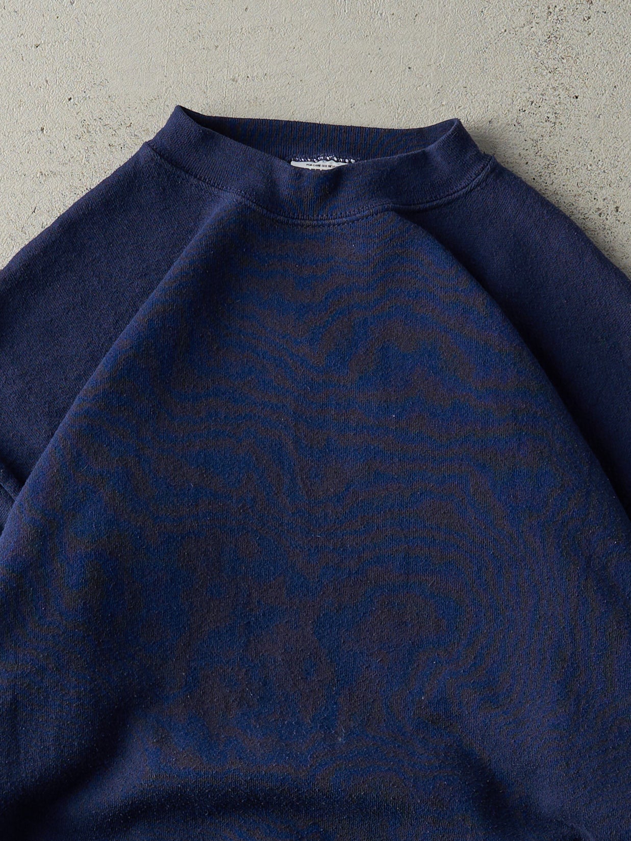 Vintage 90s Navy Blue Blank Crewneck (M)