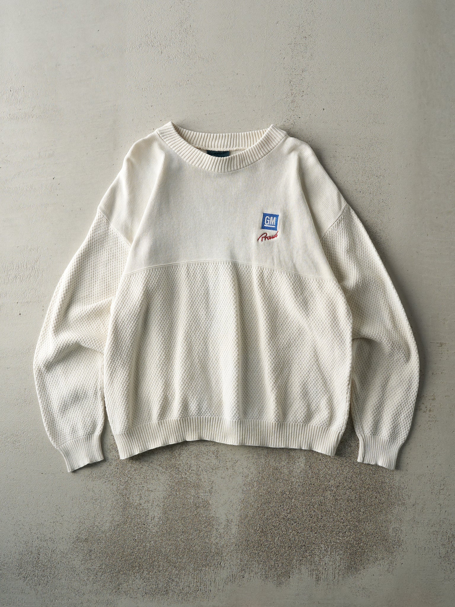 Vintage 90s Beige Embroidered GM Knit Sweater (M)