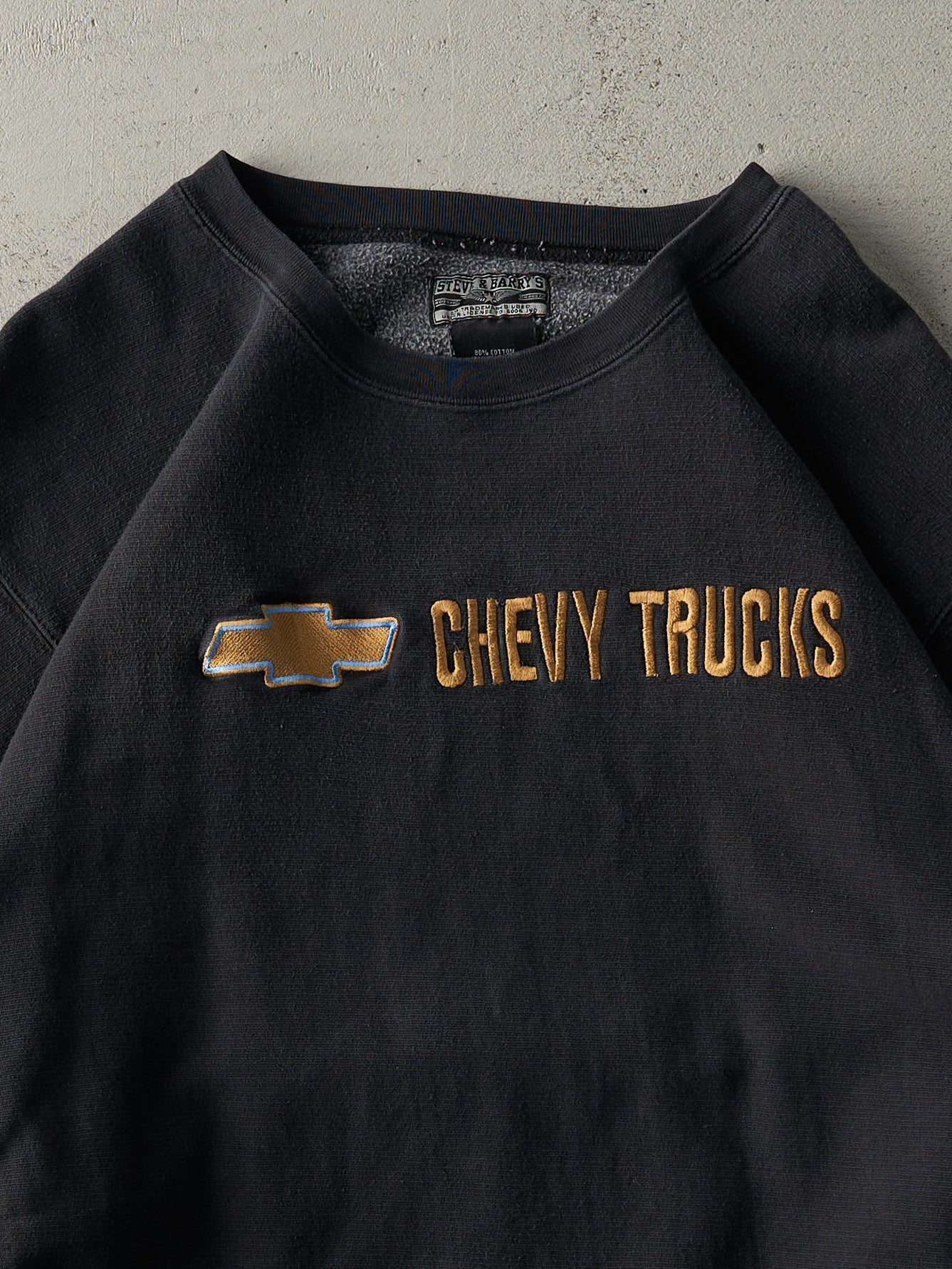 Vintage Y2K Black Embroidered Chevrolet Trucks Crewneck (XL)