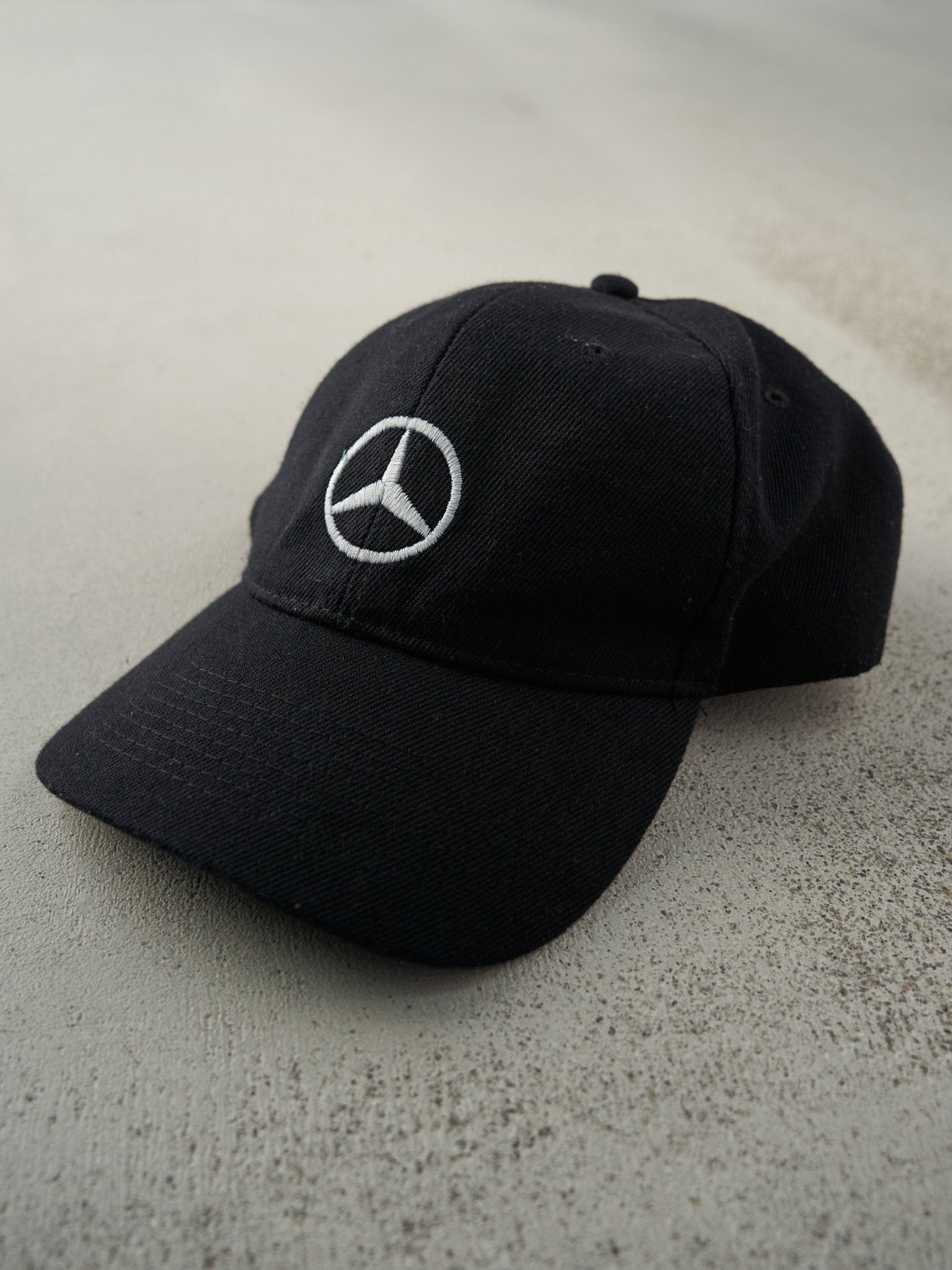 Vintage Y2K Black Embroidered Mercedes-Benz Logo Velcro Hat