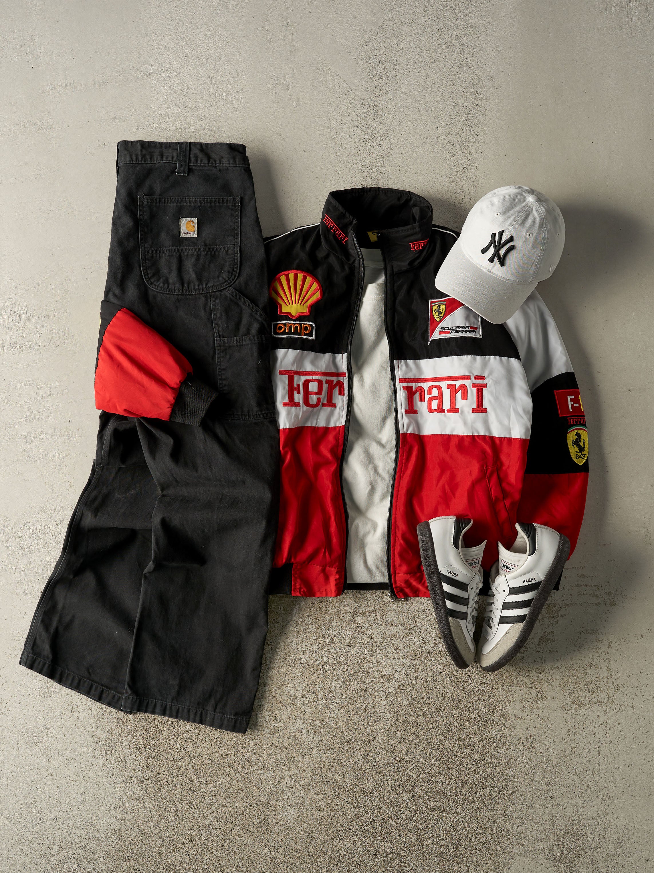 Vintage 90s Red, White & Black Ferrari Racing Jacket (M/L)