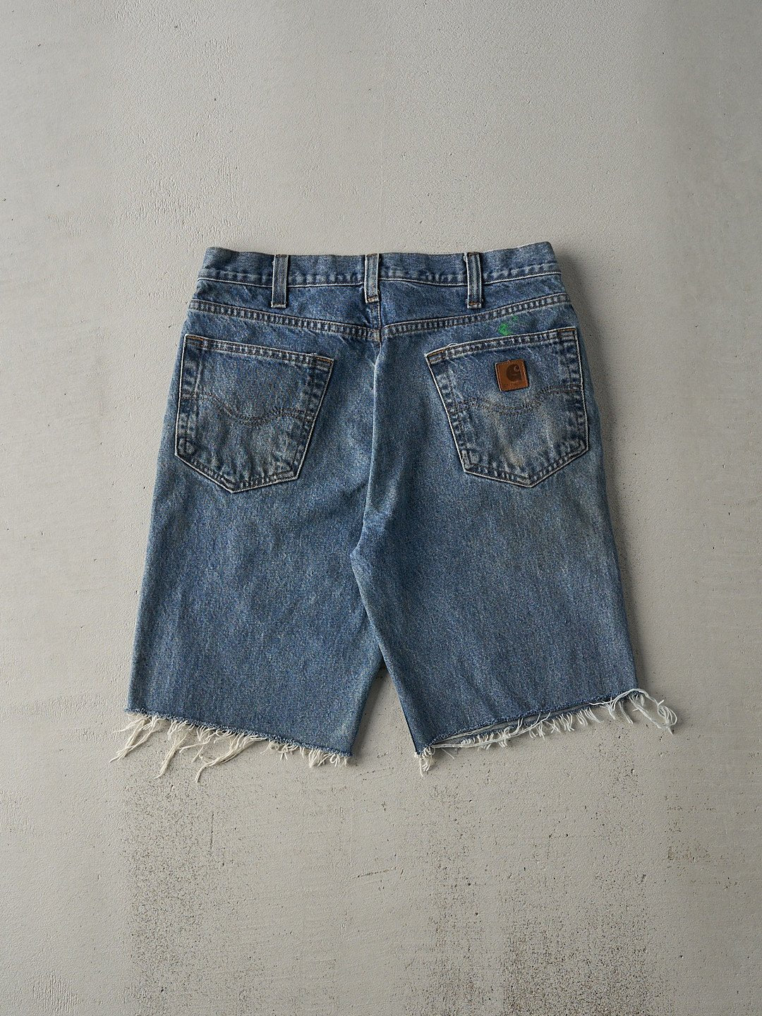 Vintage Y2K Light Wash Relaxed Fit Carhartt Cut Off Shorts (33x9.5)
