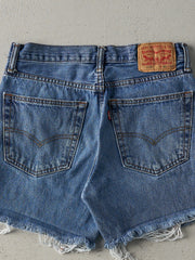 Vintage Y2K Light Wash Levi's 516 Cut Off Shorts (30x5)