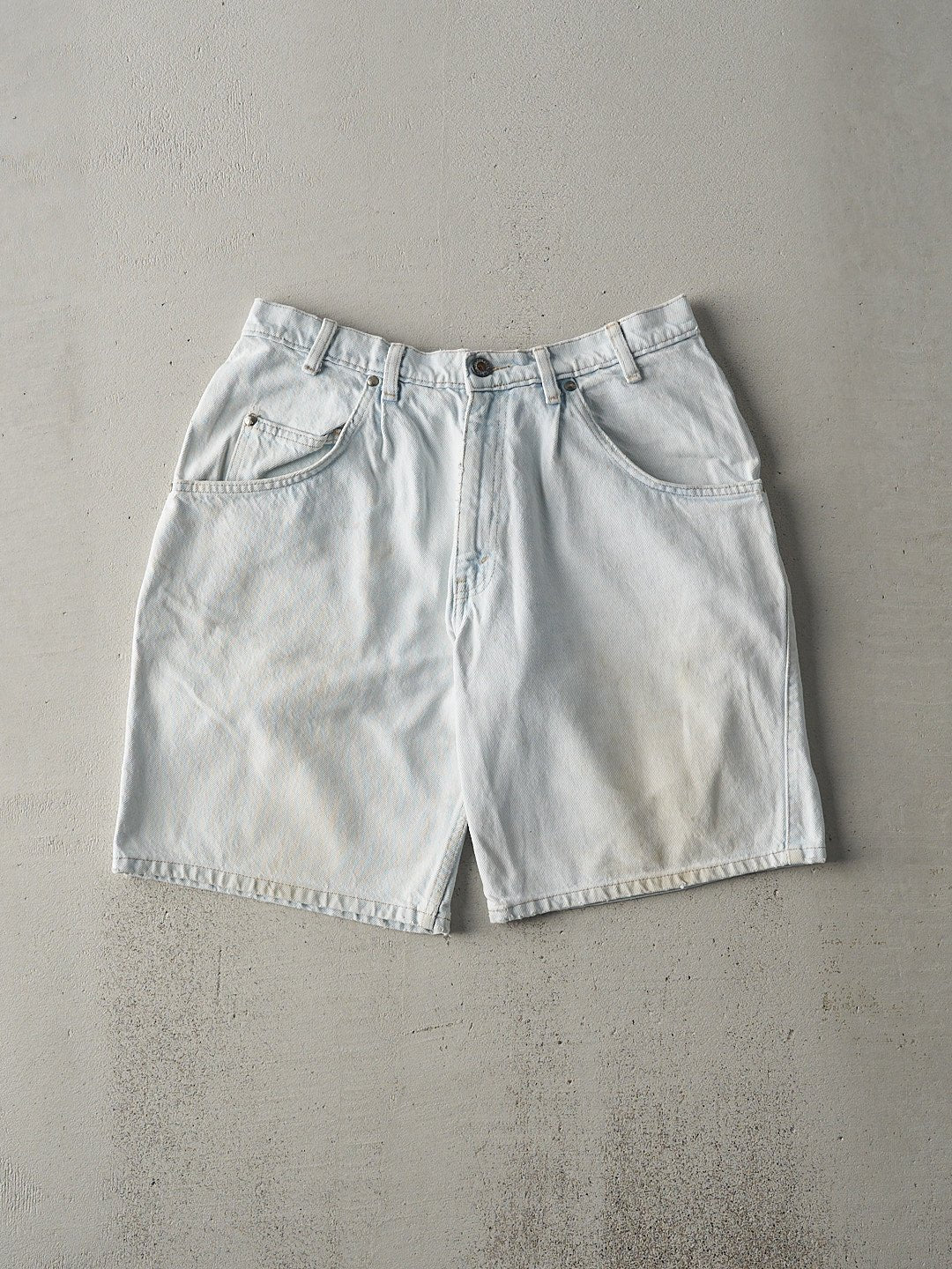 Vintage 90s Light Blue Levi's Silver Tab Loose Fit Shorts (32x9)