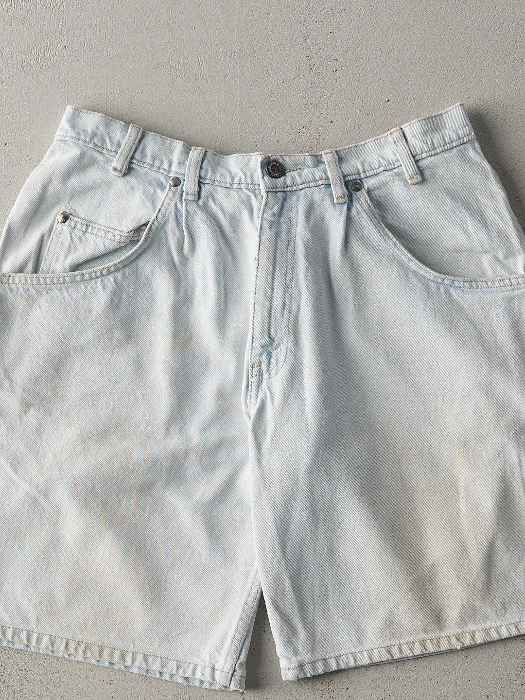 Vintage 90s Light Blue Levi's Silver Tab Loose Fit Shorts (32x9)