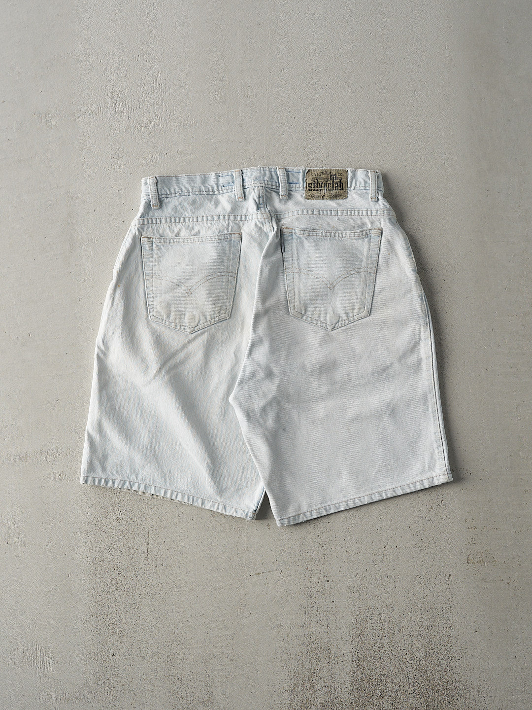 Vintage 90s Light Blue Levi's Silver Tab Loose Fit Shorts (32x9)