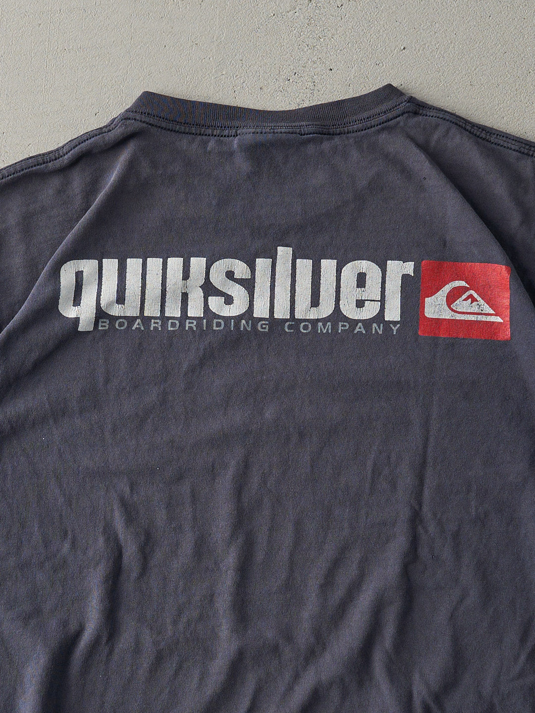 Vintage Y2K Navy Blue Quiksilver Tee (M)