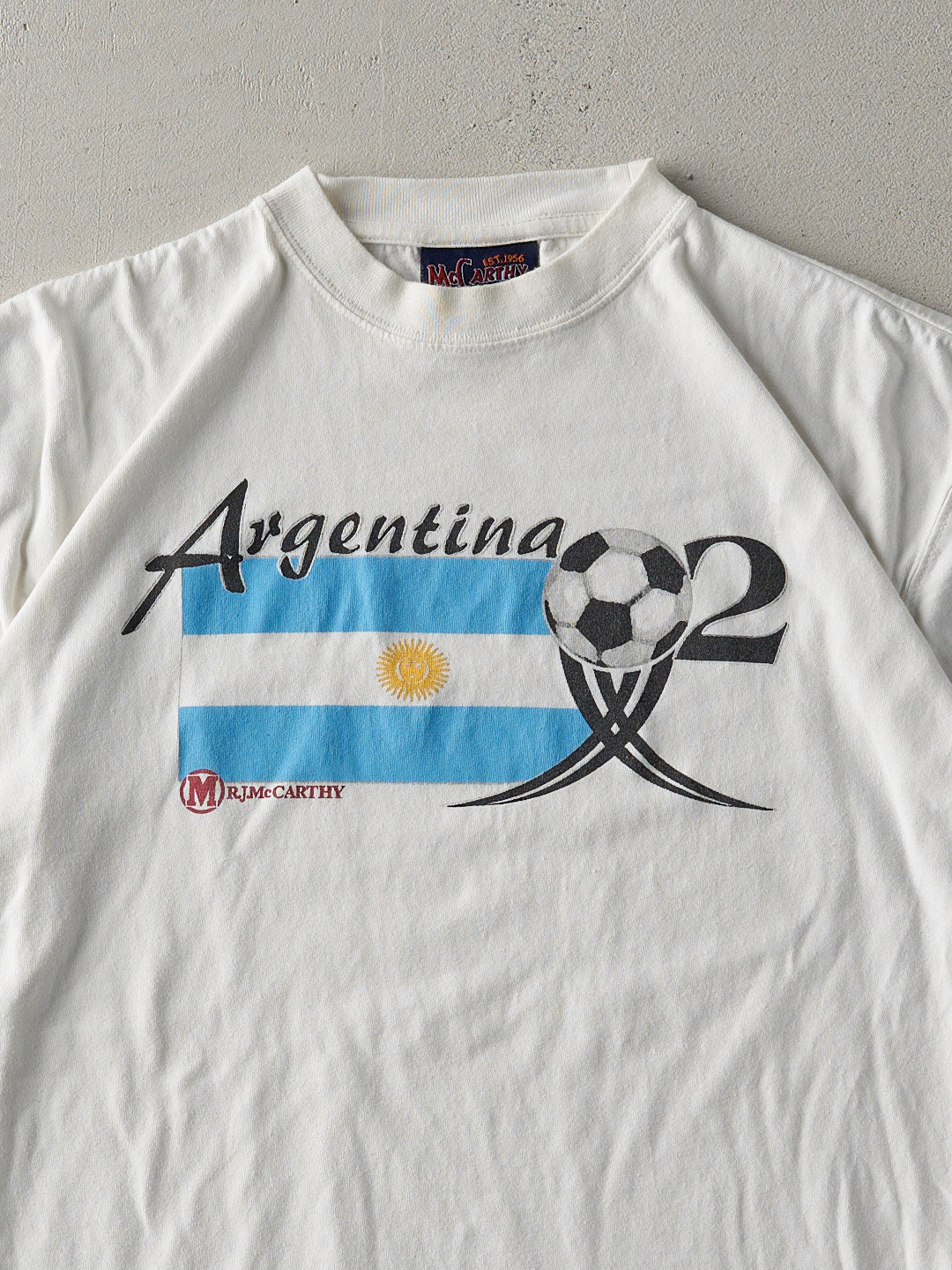 Vintage 02' White RARE Argentina Soccer Tee (M)