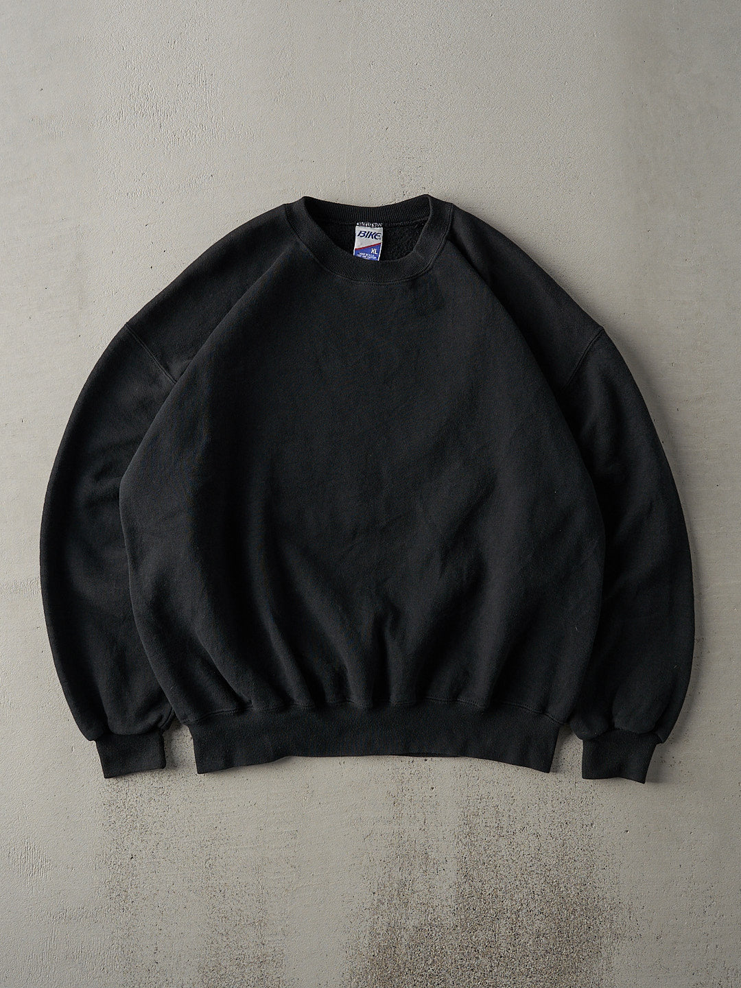 Vintage 90s Black Blank Crewneck (L)