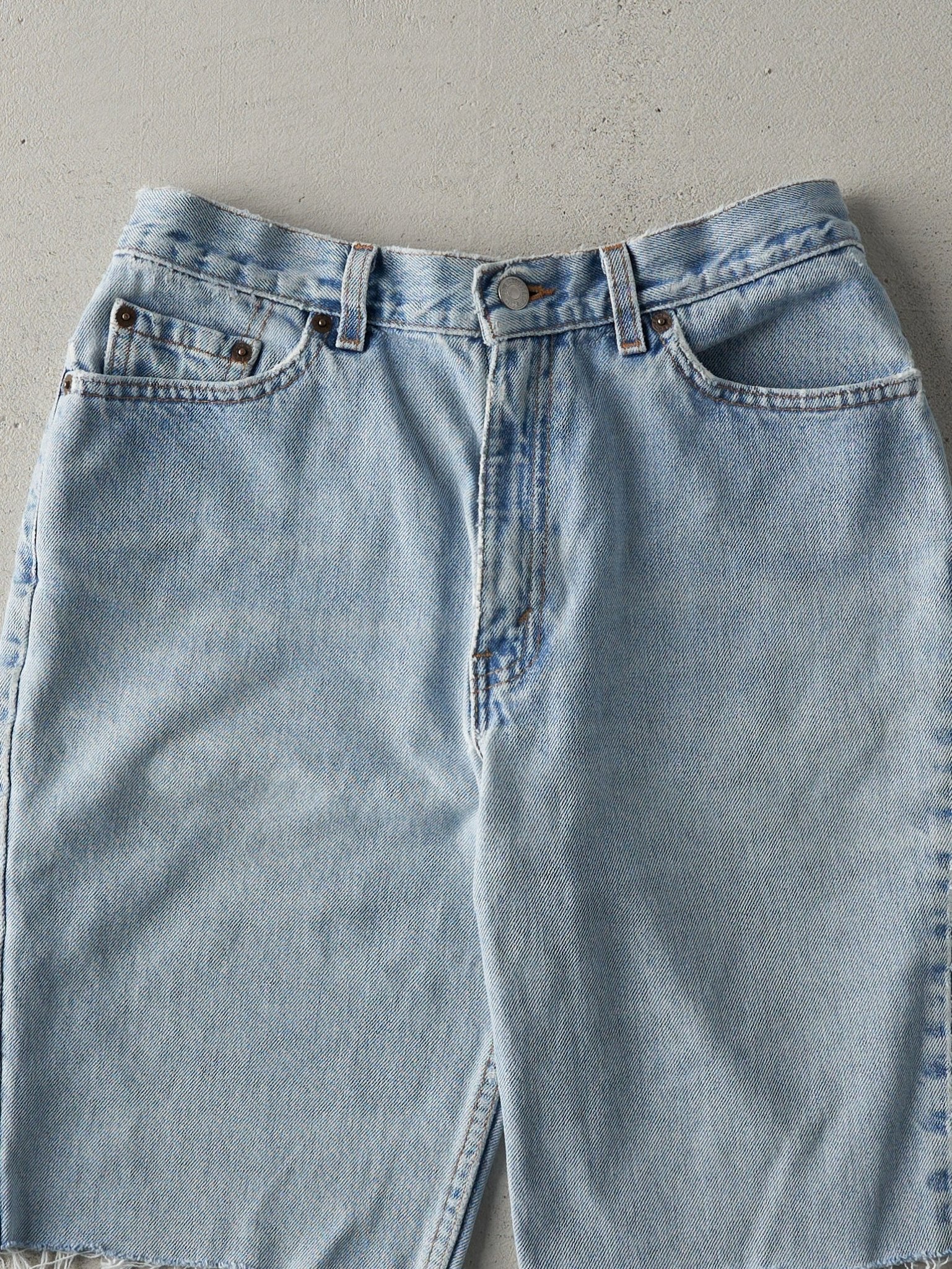 Vintage Y2K Light Wash Levi's 512 Cut Off Jean Shorts (29x9)