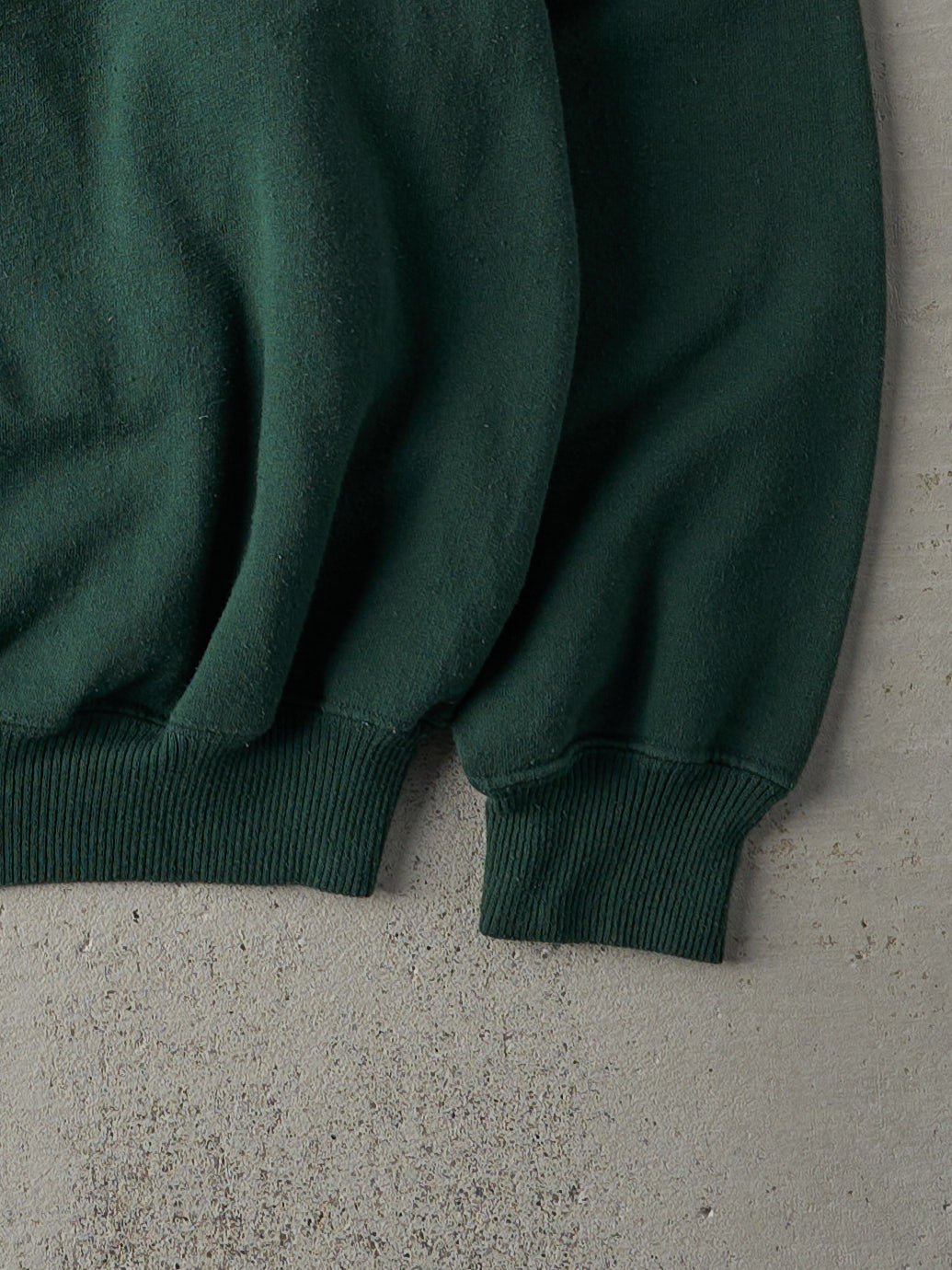 Vintage 90s Forest Green UPEI Panthers Crewneck (L)