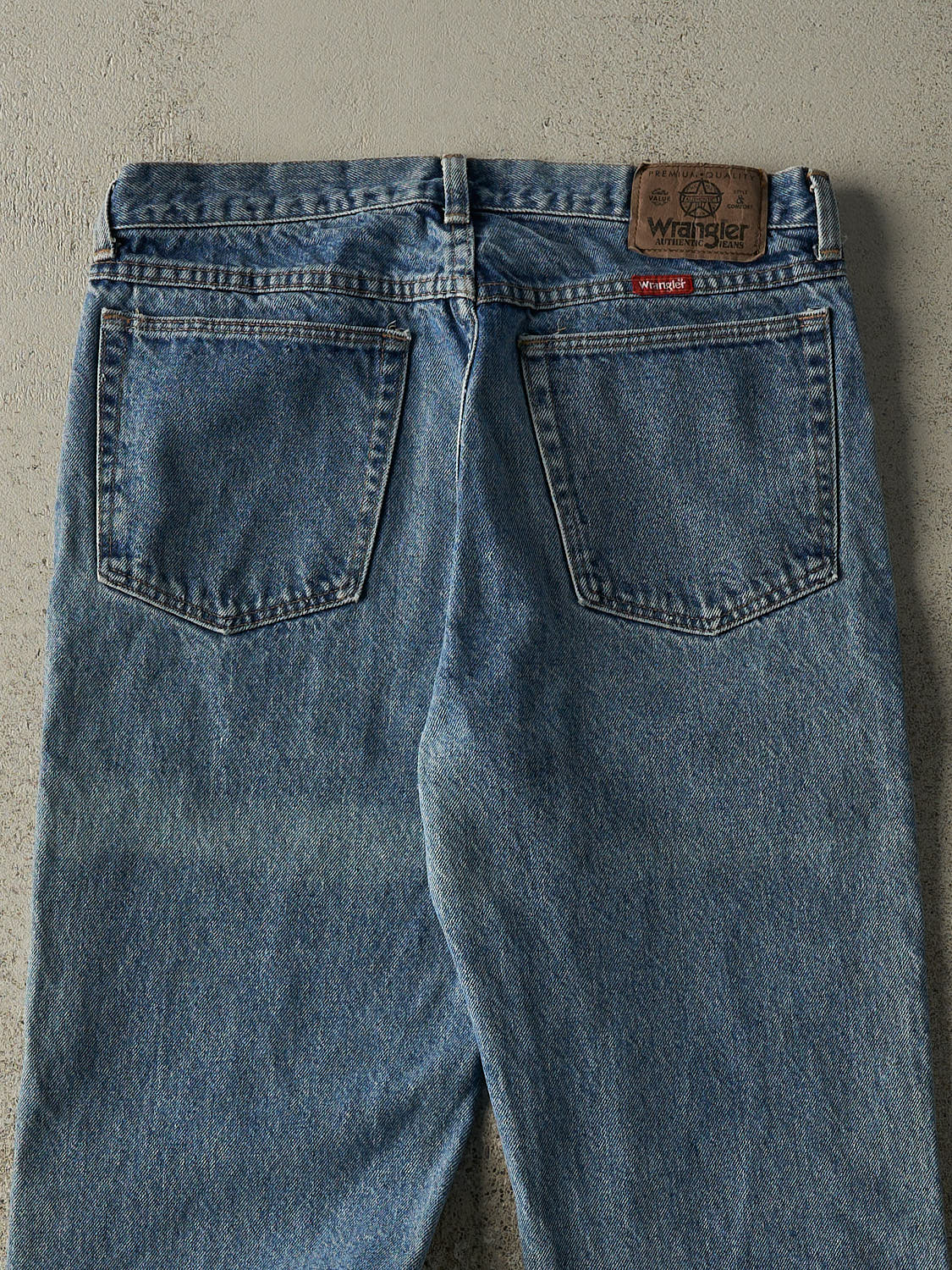 Vintage 80s Mid Wash Wrangler Jeans (31x32)