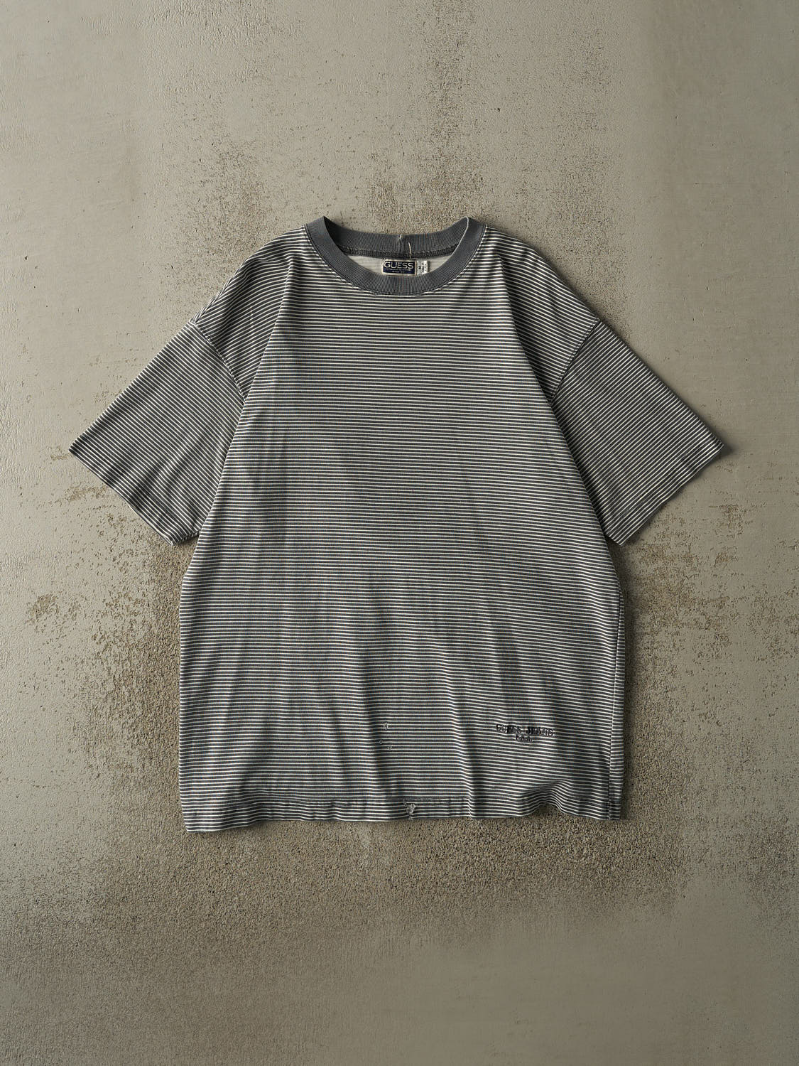 Vintage 90s Grey & White Guess Jeans Striped Tee (L/XL)