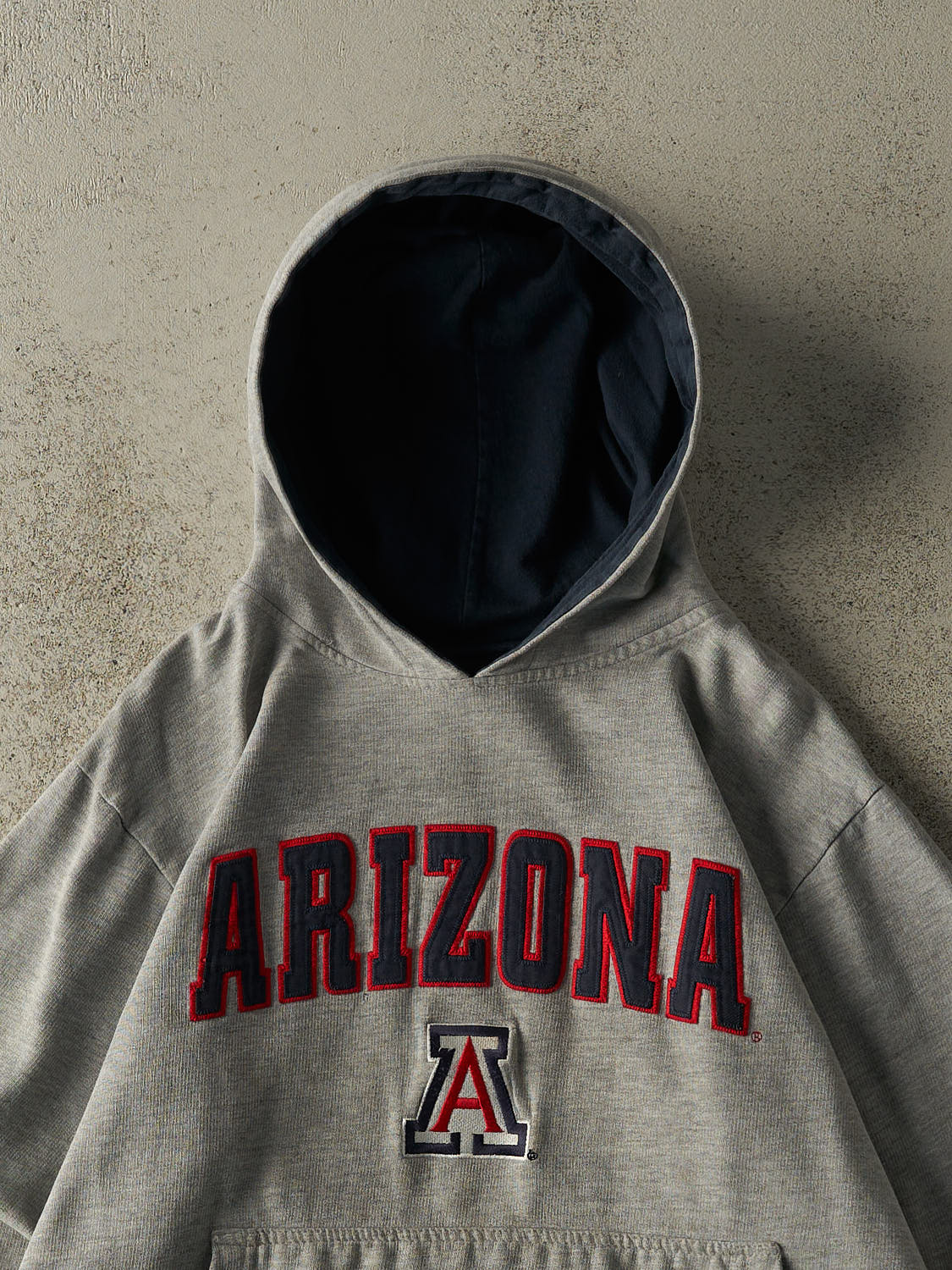 Vintage Y2K Grey University of Arizona Embroidered Hoodie (S/M)