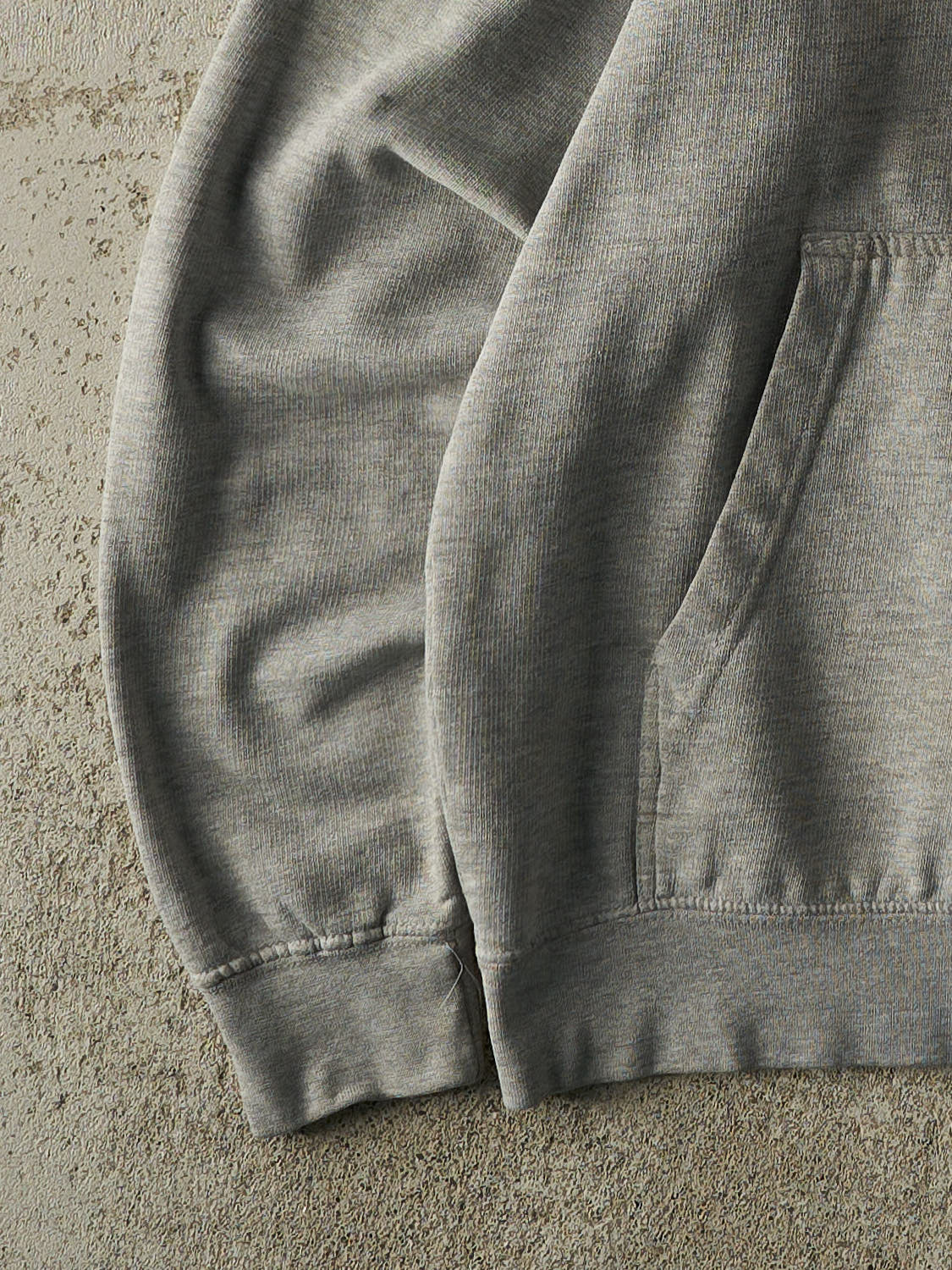 Vintage Y2K Grey University of Arizona Embroidered Hoodie (S/M)