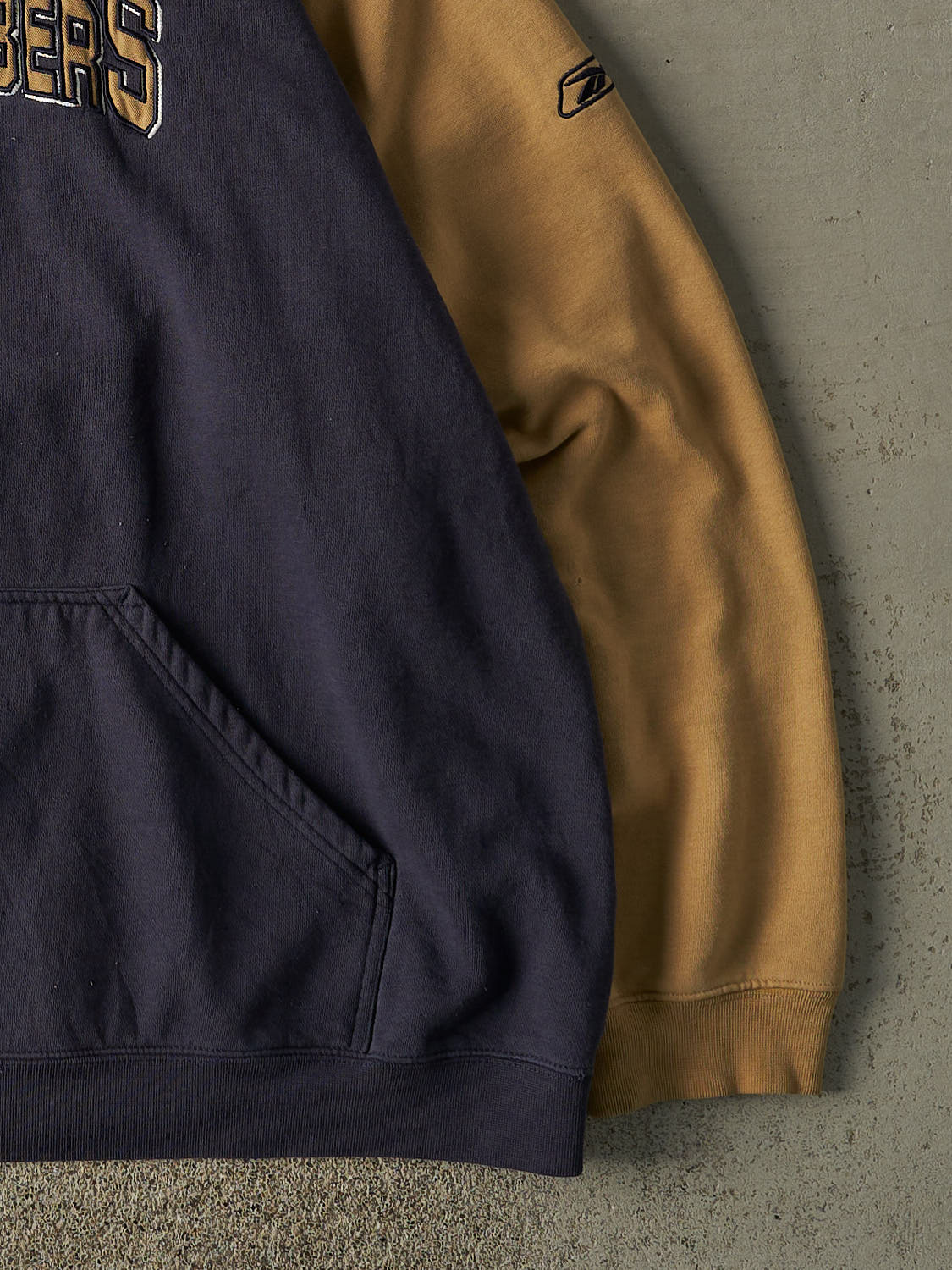 Vintage Y2K Navy Blue & Beige Winnipeg Blue Bombers Hoodie (XXL)