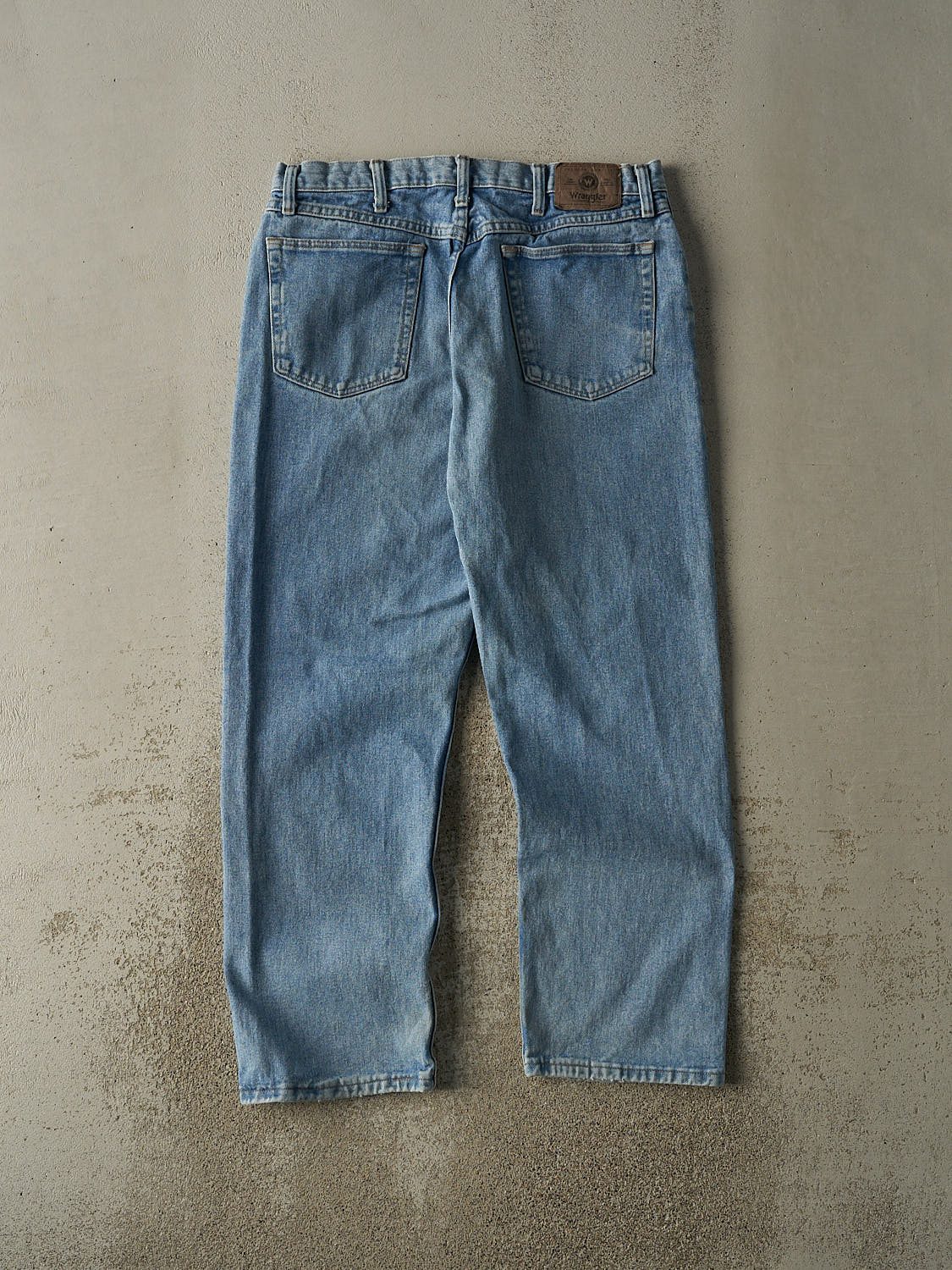 Vintage Y2K Light Wash Wrangler Jeans (34x29)