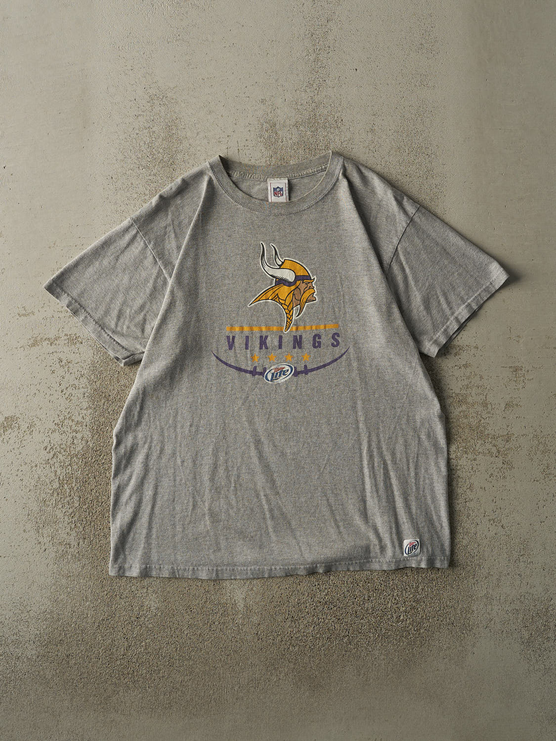 Vintage Y2K Grey Minnesota Vikings x Miller Lite Tee (L)