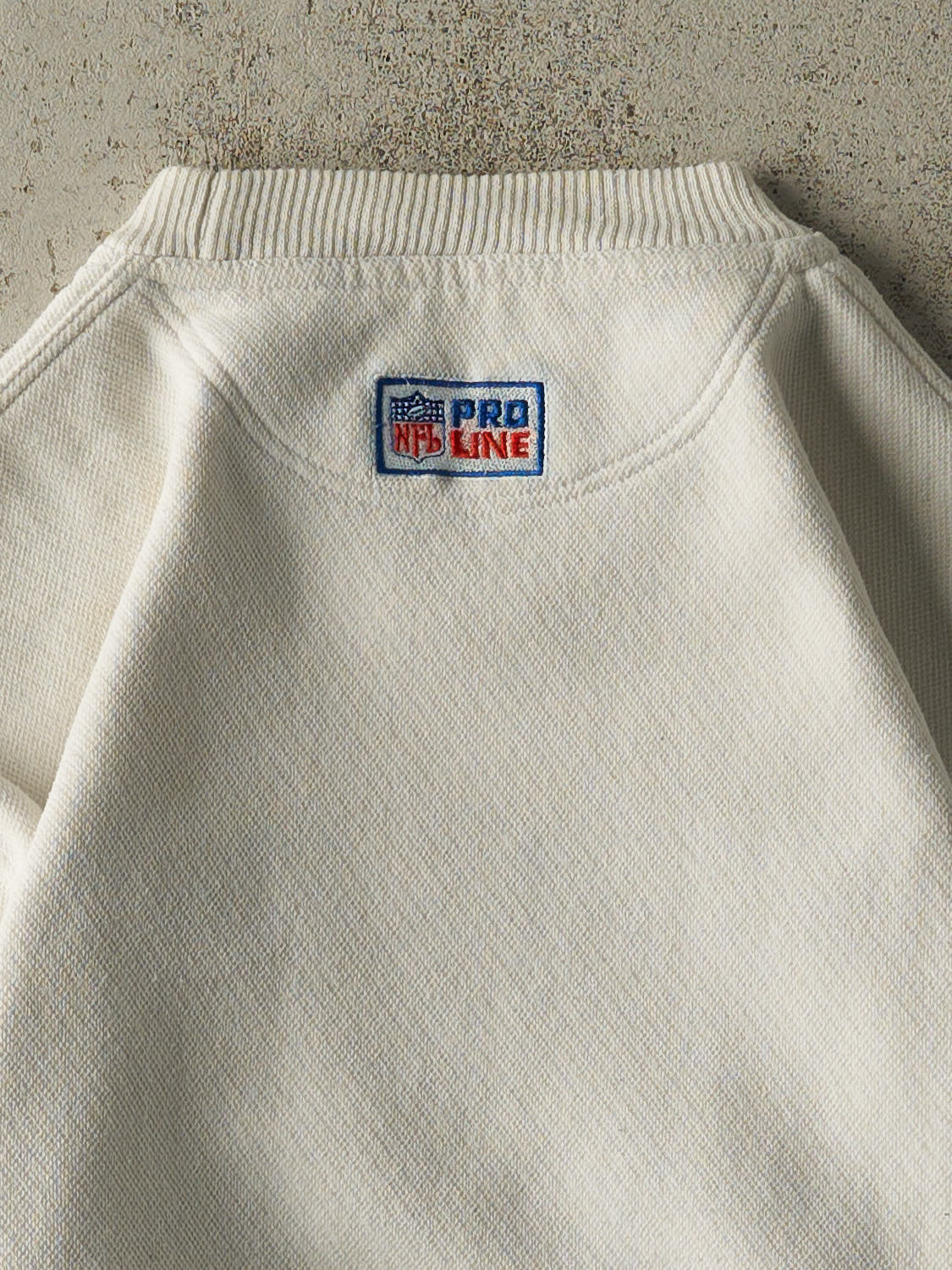 Vintage 90s White New York Giants Embroidered Textured Crewneck (M)