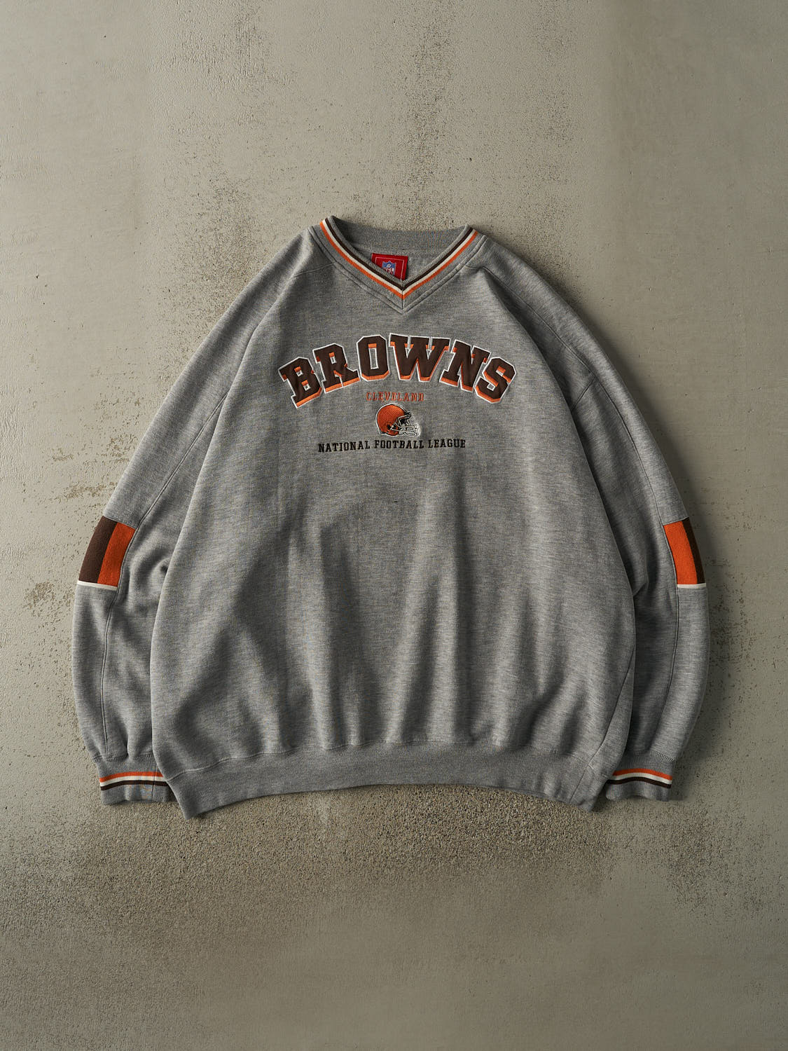Vintage 90s Grey Cleveland Browns Embroidered Crewneck (XXL/XXXL)
