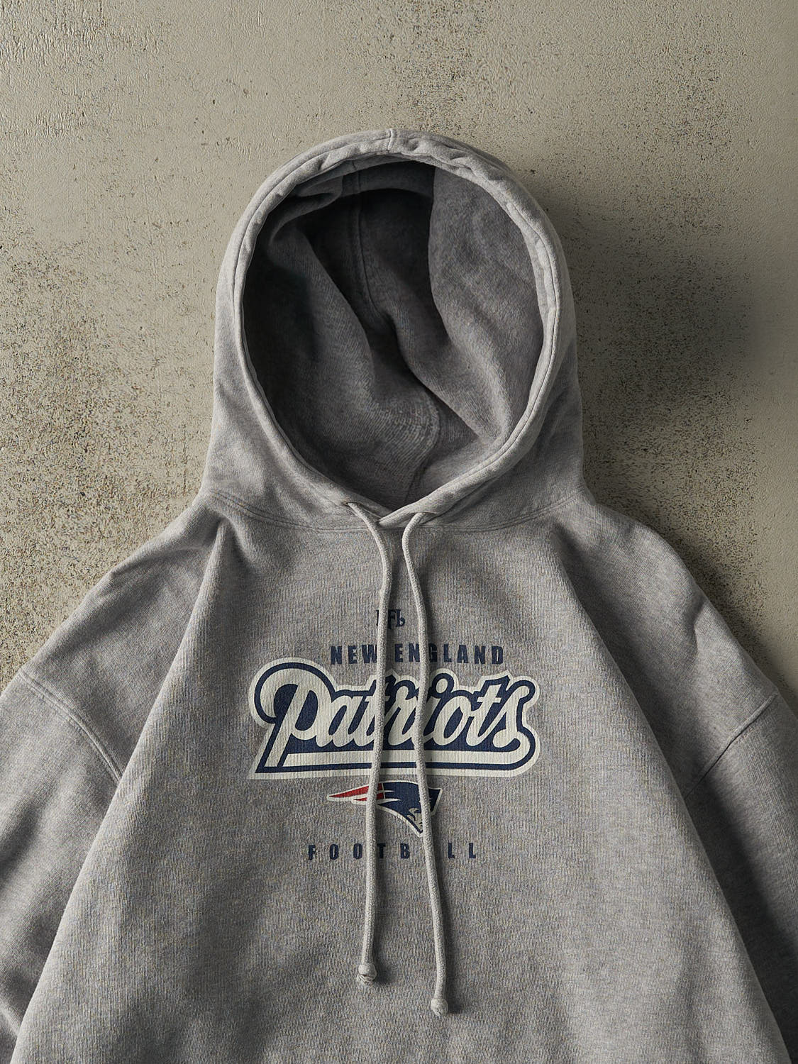 Vintage Y2K Grey New England Patriots Hoodie (L/XL)