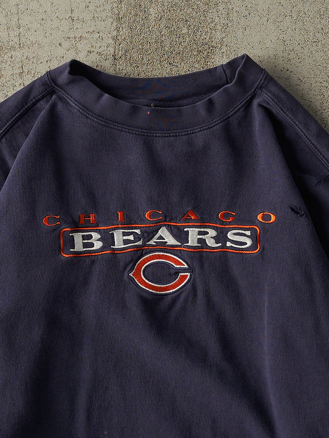 Vintage 90s Navy Blue Chicago Bears Embroidered Crewneck (L/XL)