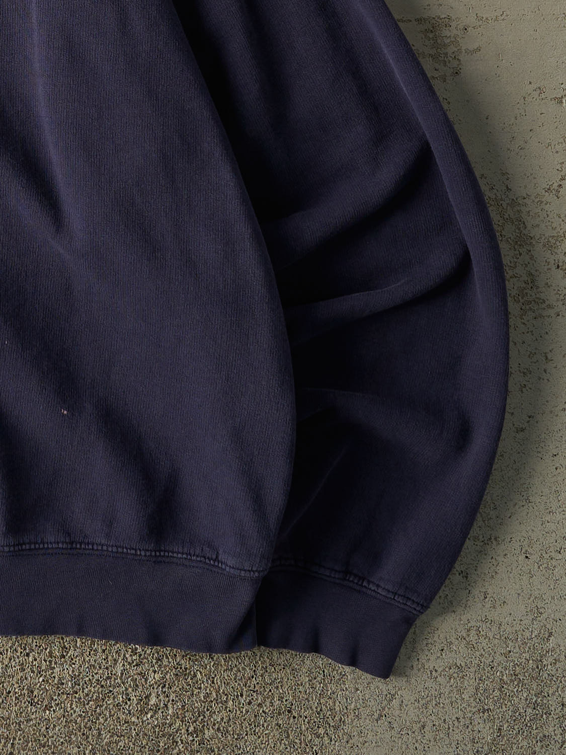 Vintage 90s Navy Blue Chicago Bears Embroidered Crewneck (L/XL)