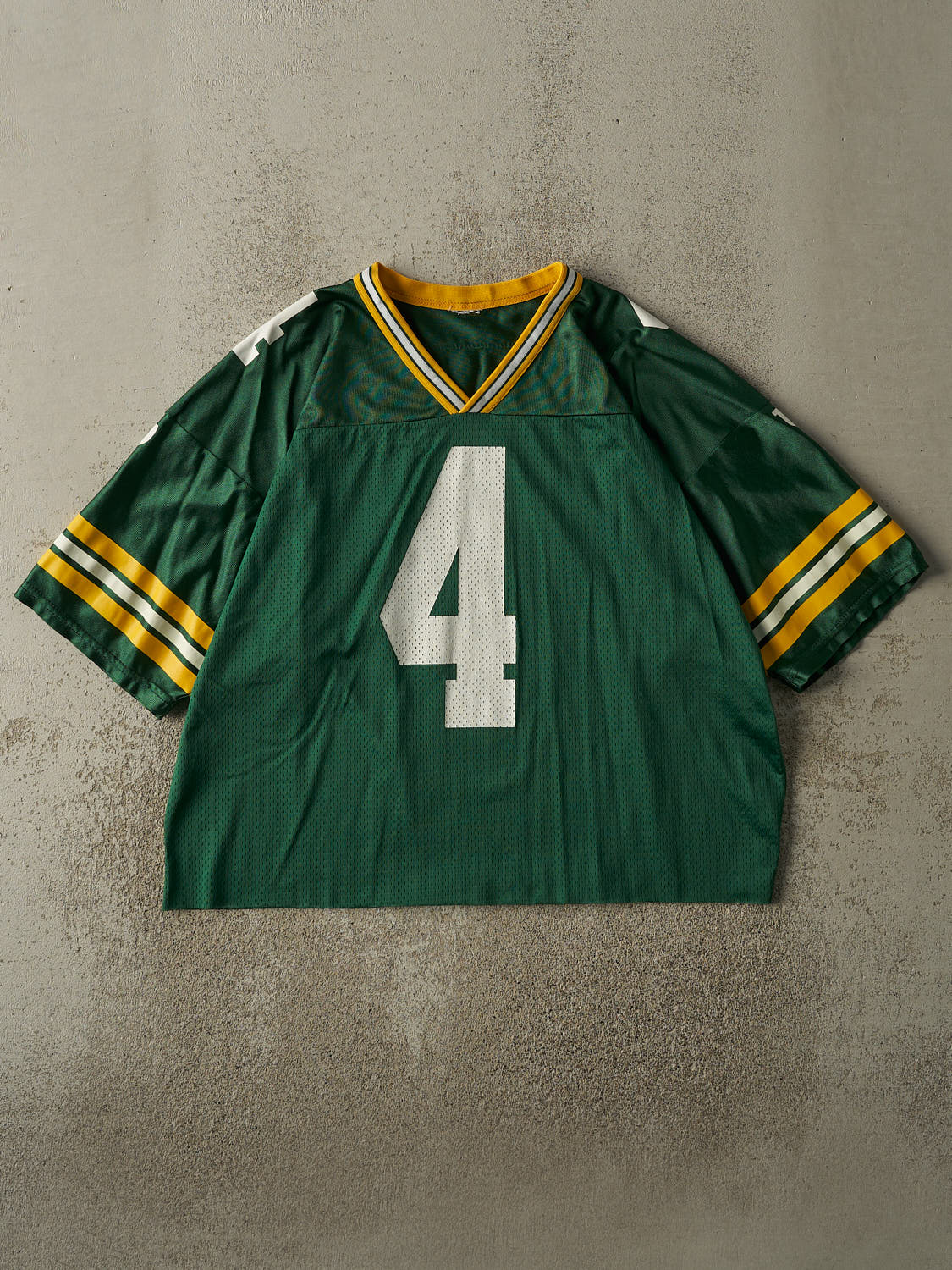 Vintage 90s Green Green Bay Packers Brett Favre #4 Cropped Boxy Jersey (L)