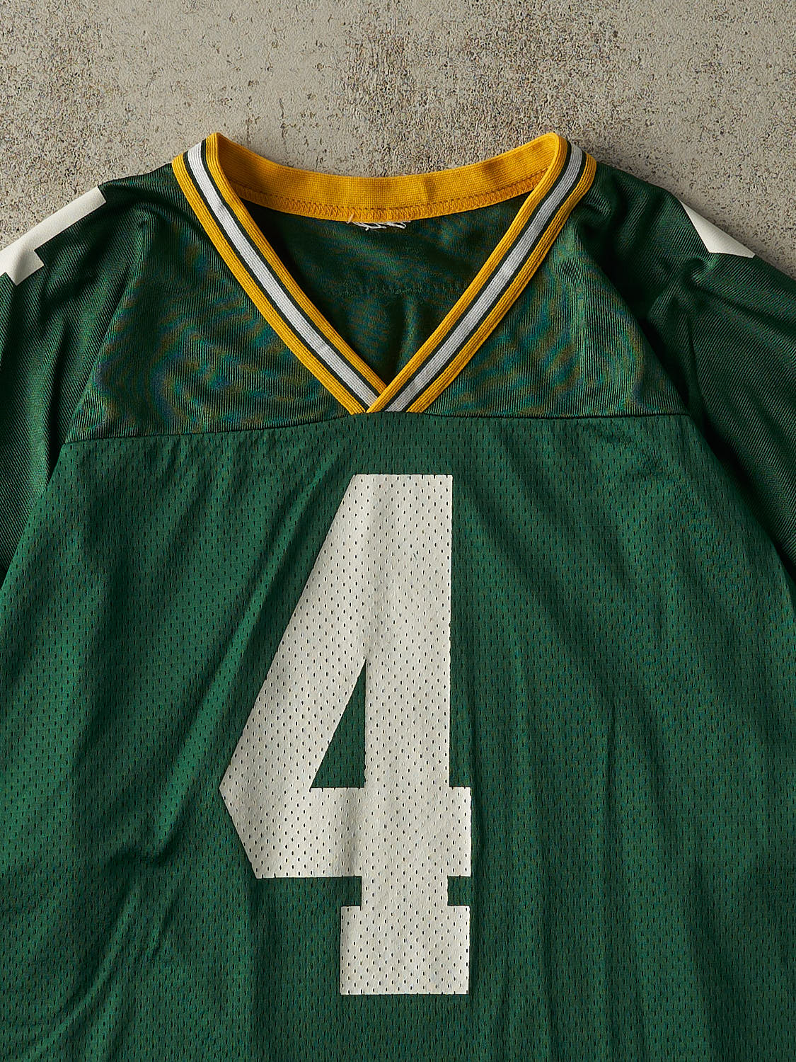 Vintage 90s Green Green Bay Packers Brett Favre #4 Cropped Boxy Jersey (L)