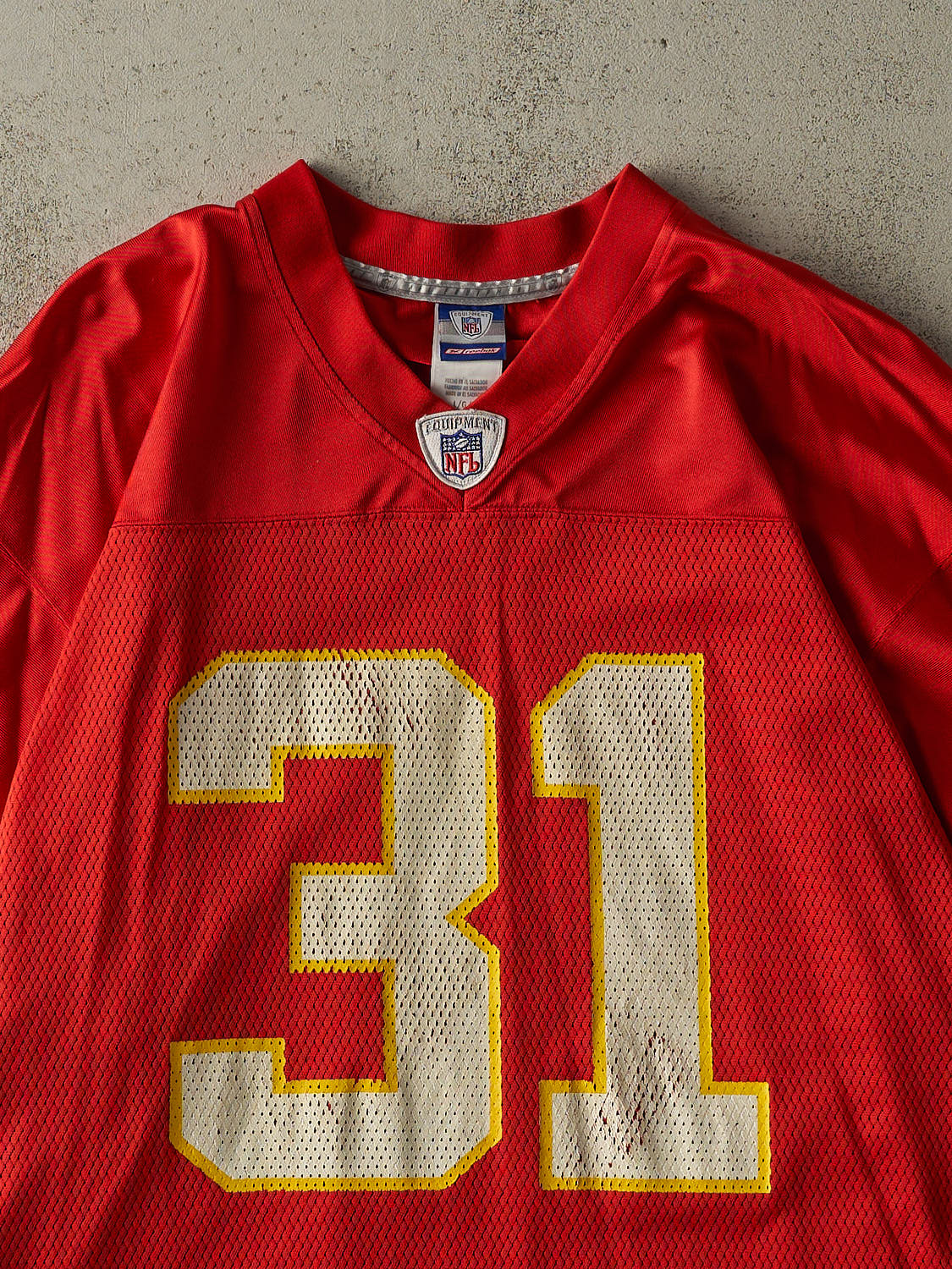 Vintage Y2K Red Kansas City Chiefs Priest Holmes #31 Jersey (XL/XXL)