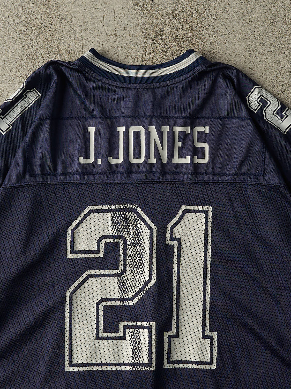 Vintage Y2K Navy Blue Dallas Cowboys Julius Jones #21 Cropped Boxy Jersey (XXXL)