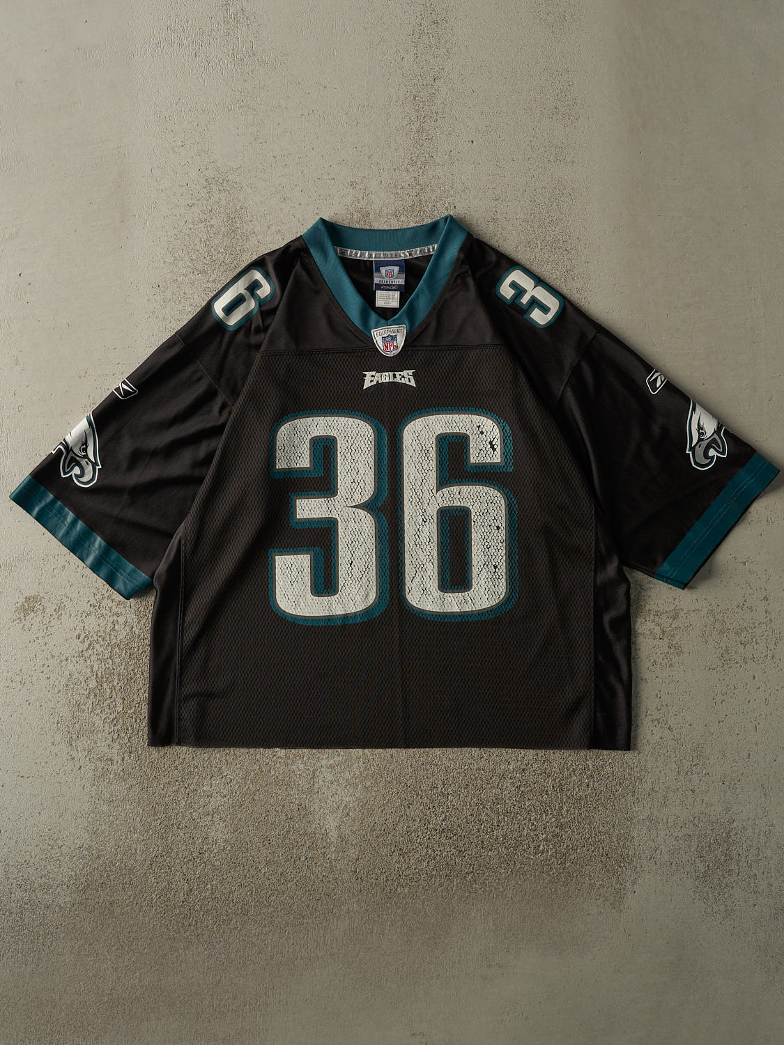 Vintage Y2K Black Philadelphia Eagles #36 Demarco Cropped Jersey (L/XL)