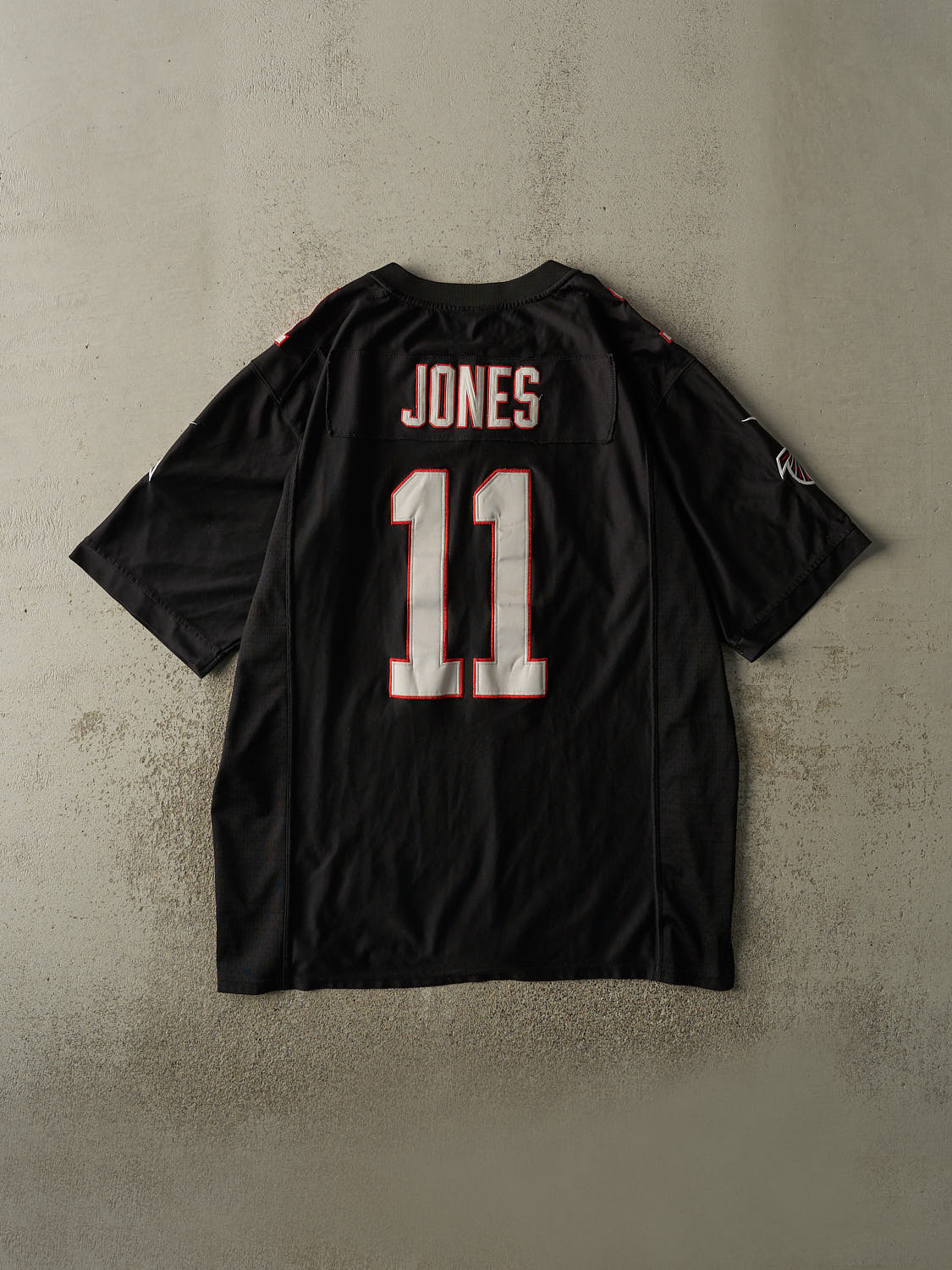 Vintage Y2K Black Atlanta Falcons Julio Jones #11 Jersey (XL)