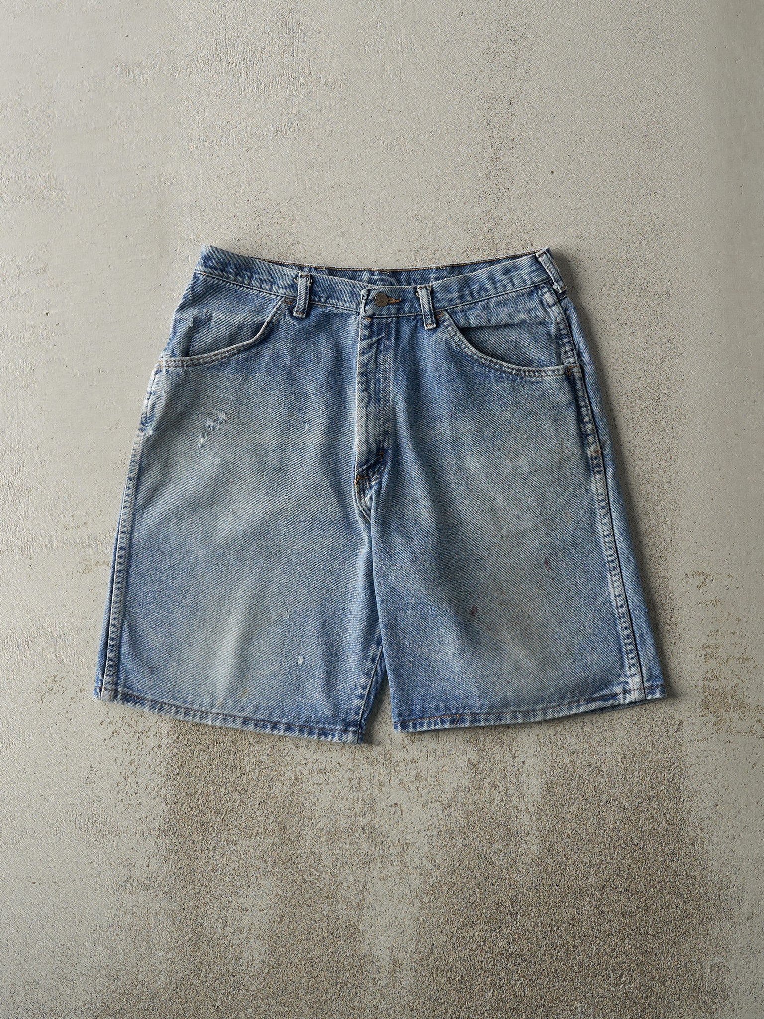 Vintage 90s Light Wash Wrangler Jean Shorts (33x9)