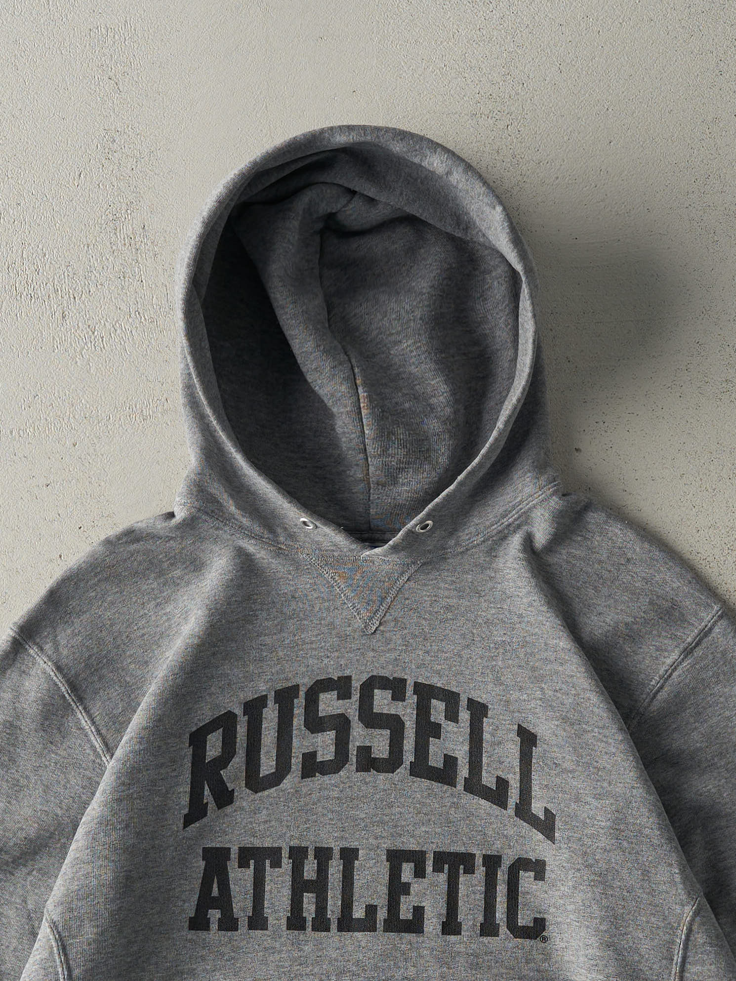 Vintage Y2K Grey Russell Athletic Hoodie (L)