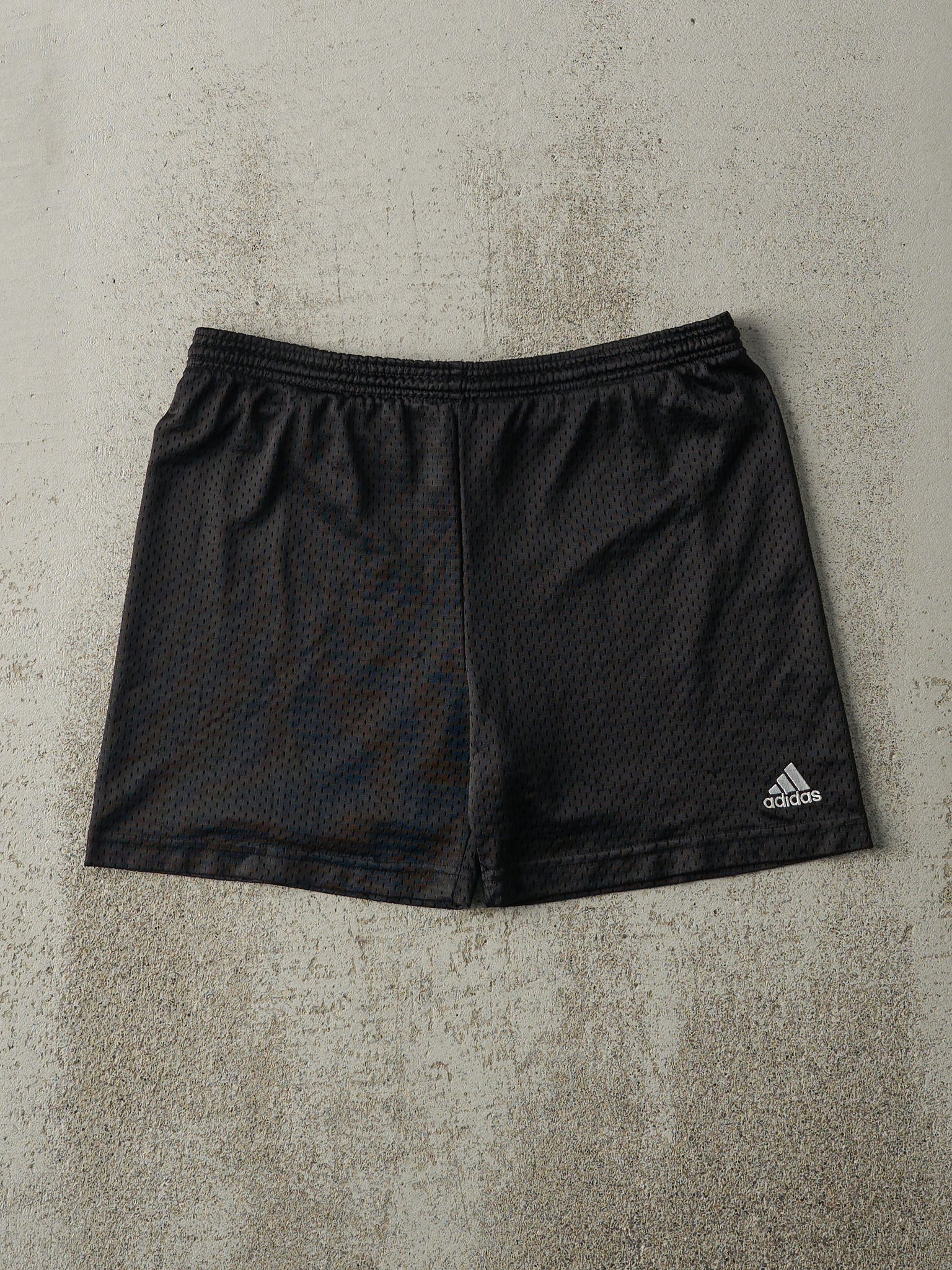 Vintage 90s Black Adidas Basketball Shorts (31x4.5)