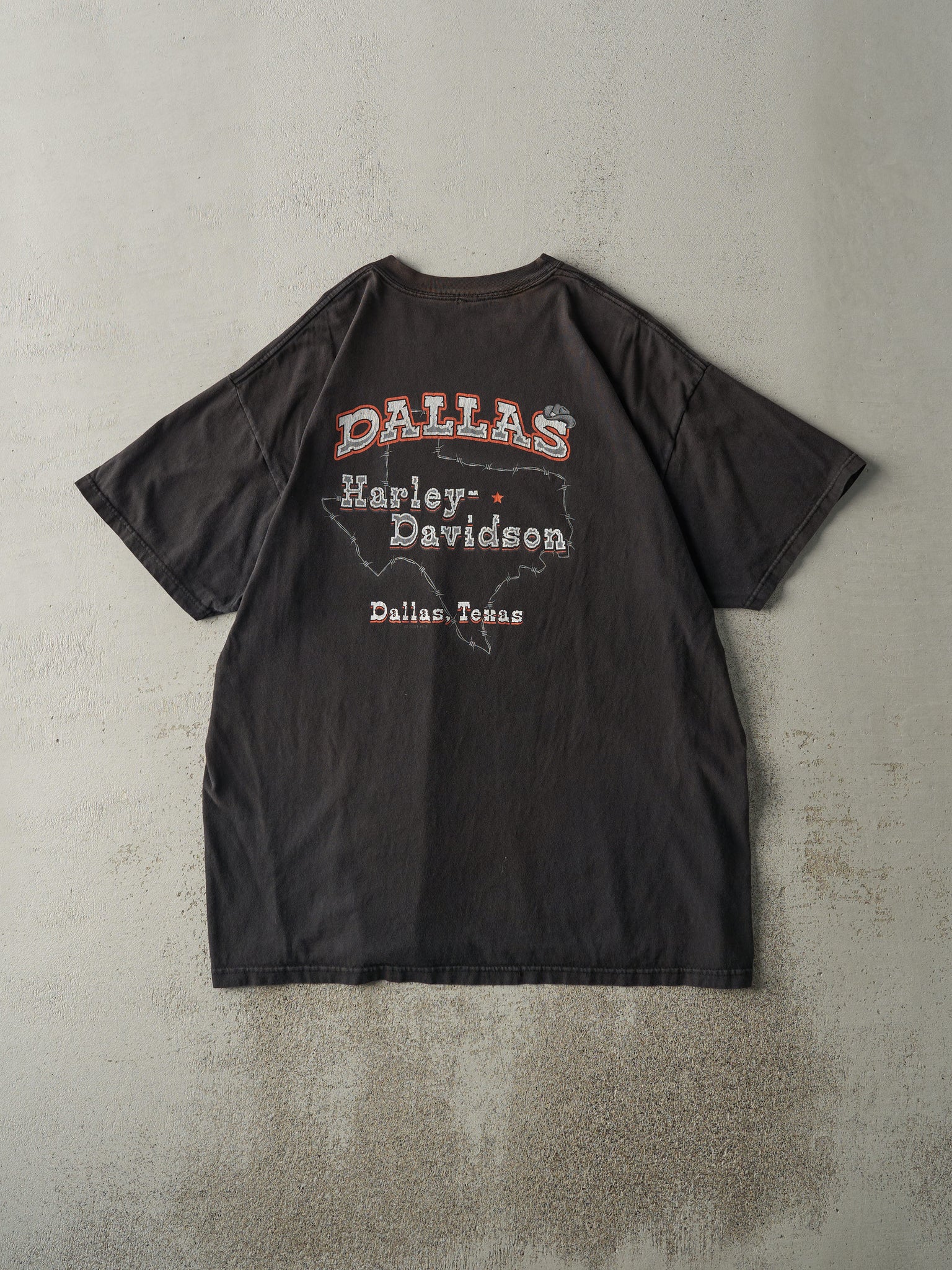 Vintage 07' Black Dallas, Texas Harley Davidson Tee (L/XL)