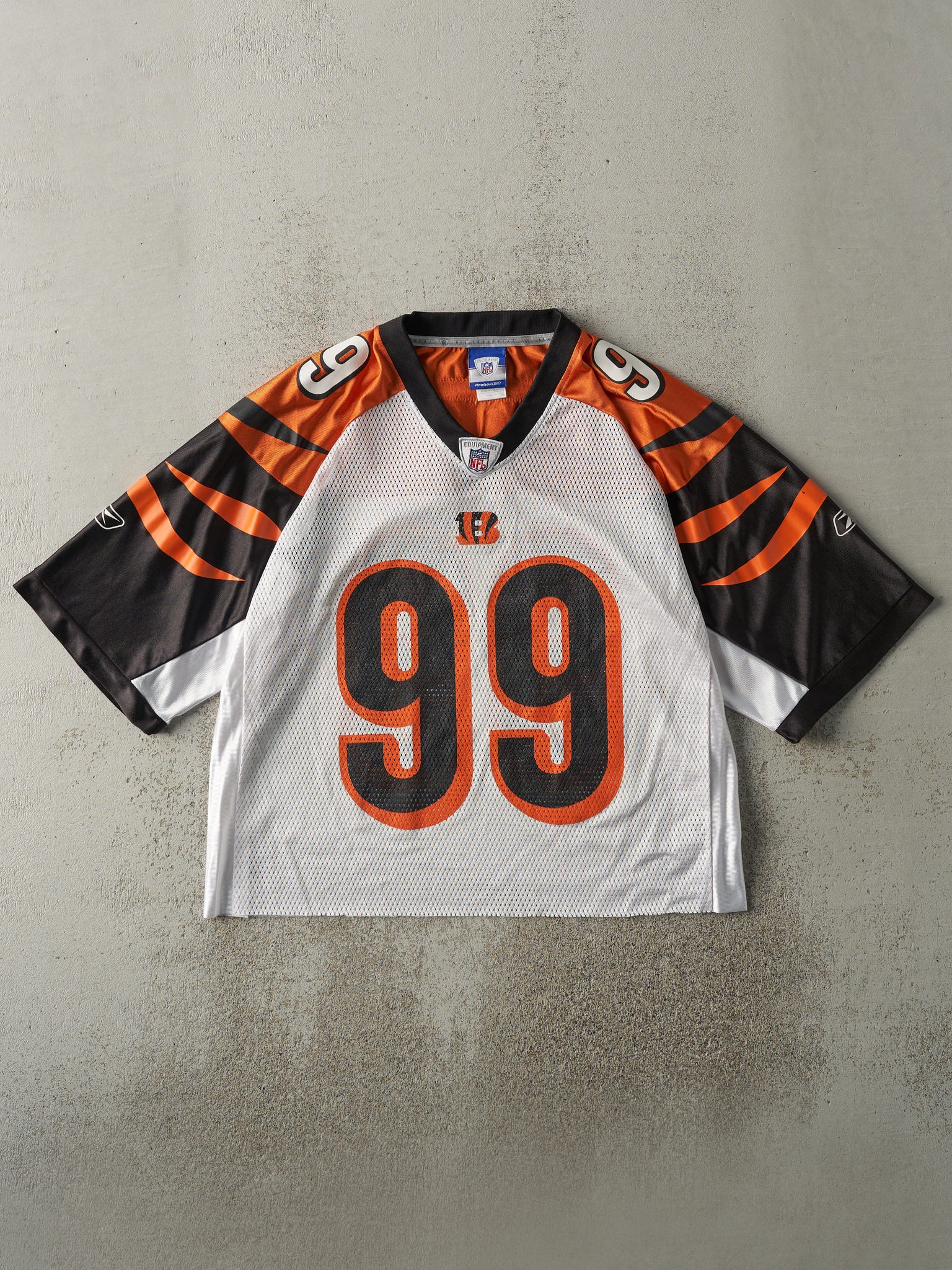 Vintage Y2K White, Black & Orange Cincinnati Bengals #99 Tank Johnson Cropped Football Jersey (M)