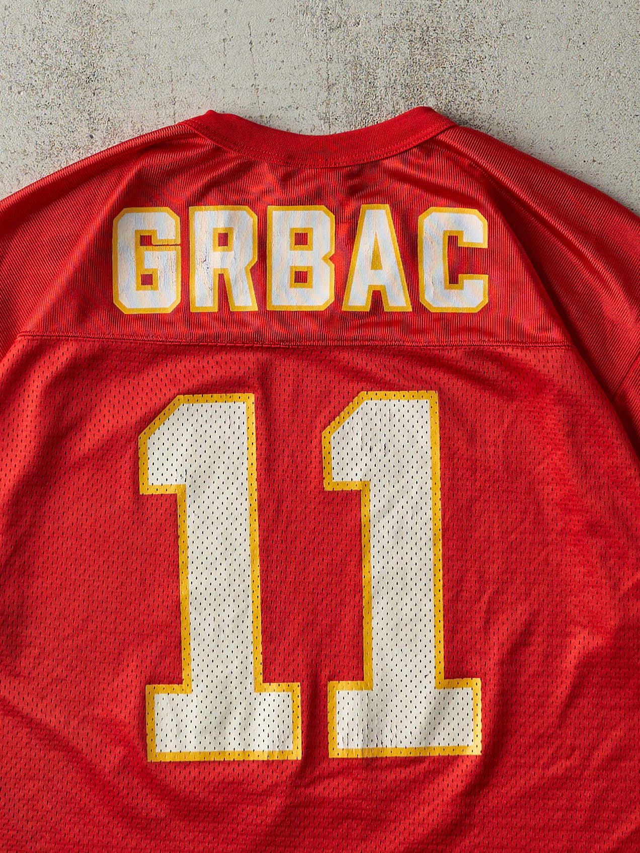 Vintage 90s Red Kansas City Chiefs #11 Elvis Grbac Cropped Football Jersey (L)