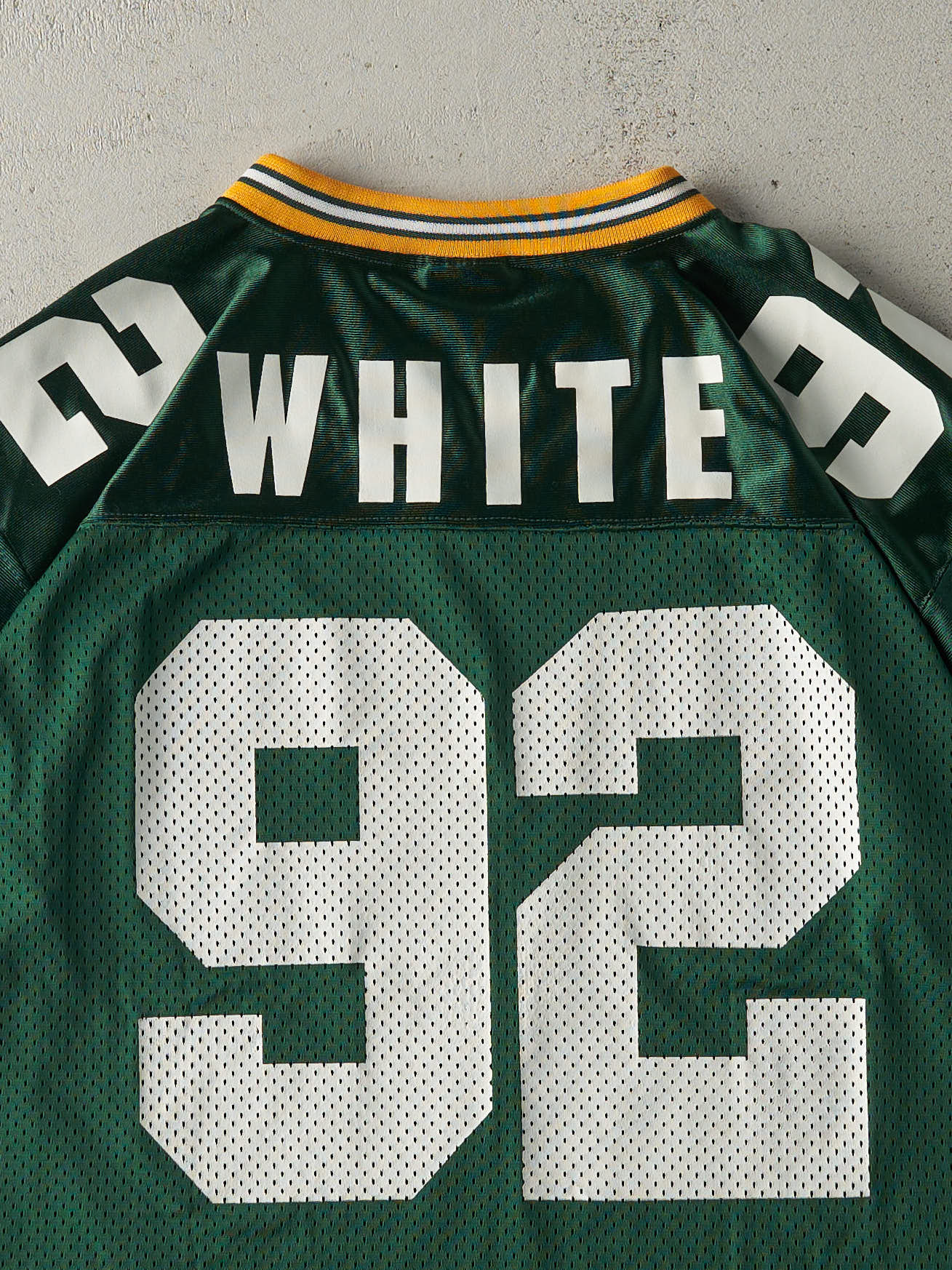 Vintage 95' Green Green Bay Packers #92 Reggie White Cropped Football Jersey (L)