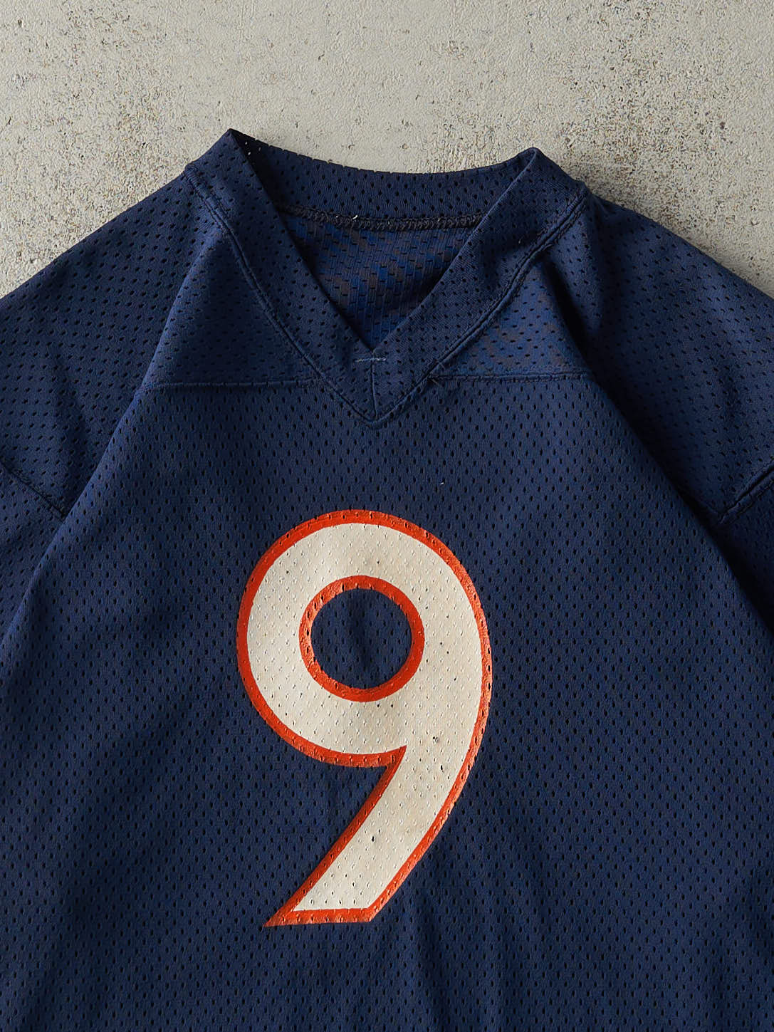 Vintage 80s Navy Blue Chicago Bears #9 Jim McMahon Cropped Football Jersey (XS/S)