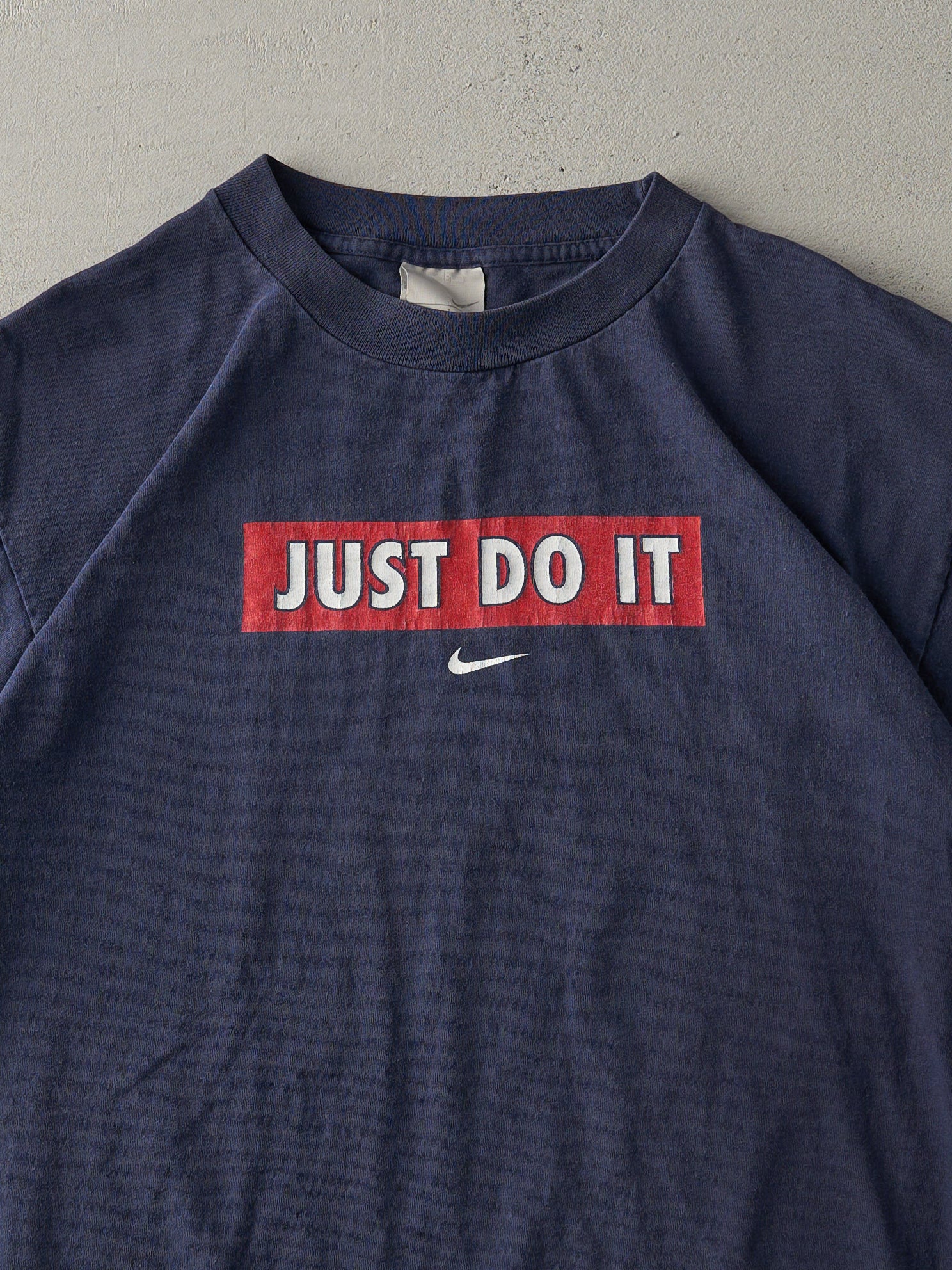 Vintage 90s Navy Nike "Just Do It" Tee (M)