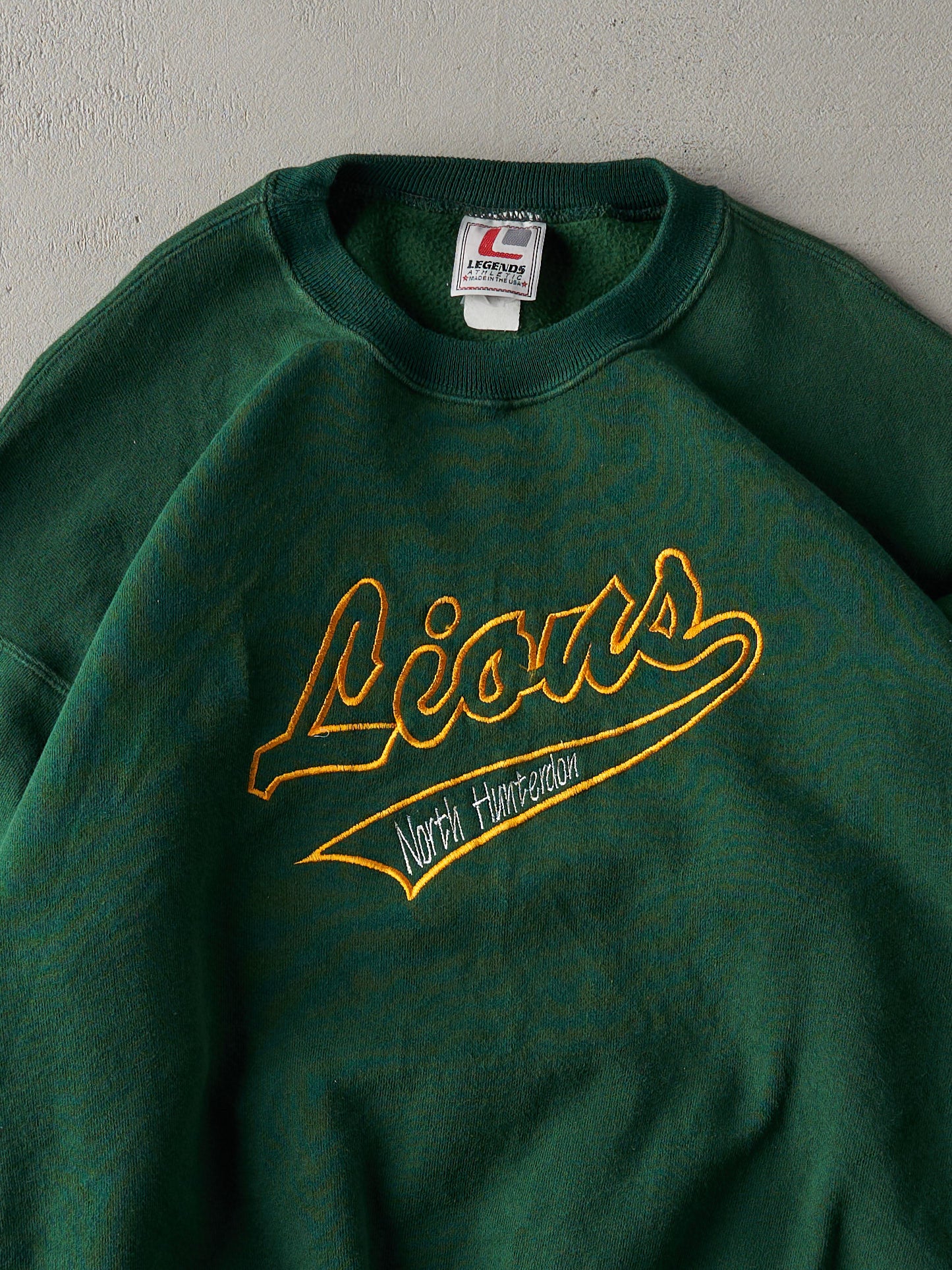 Vintage 90s Green Northern Hunterdon Lions Embroidered Crewneck (M/L)