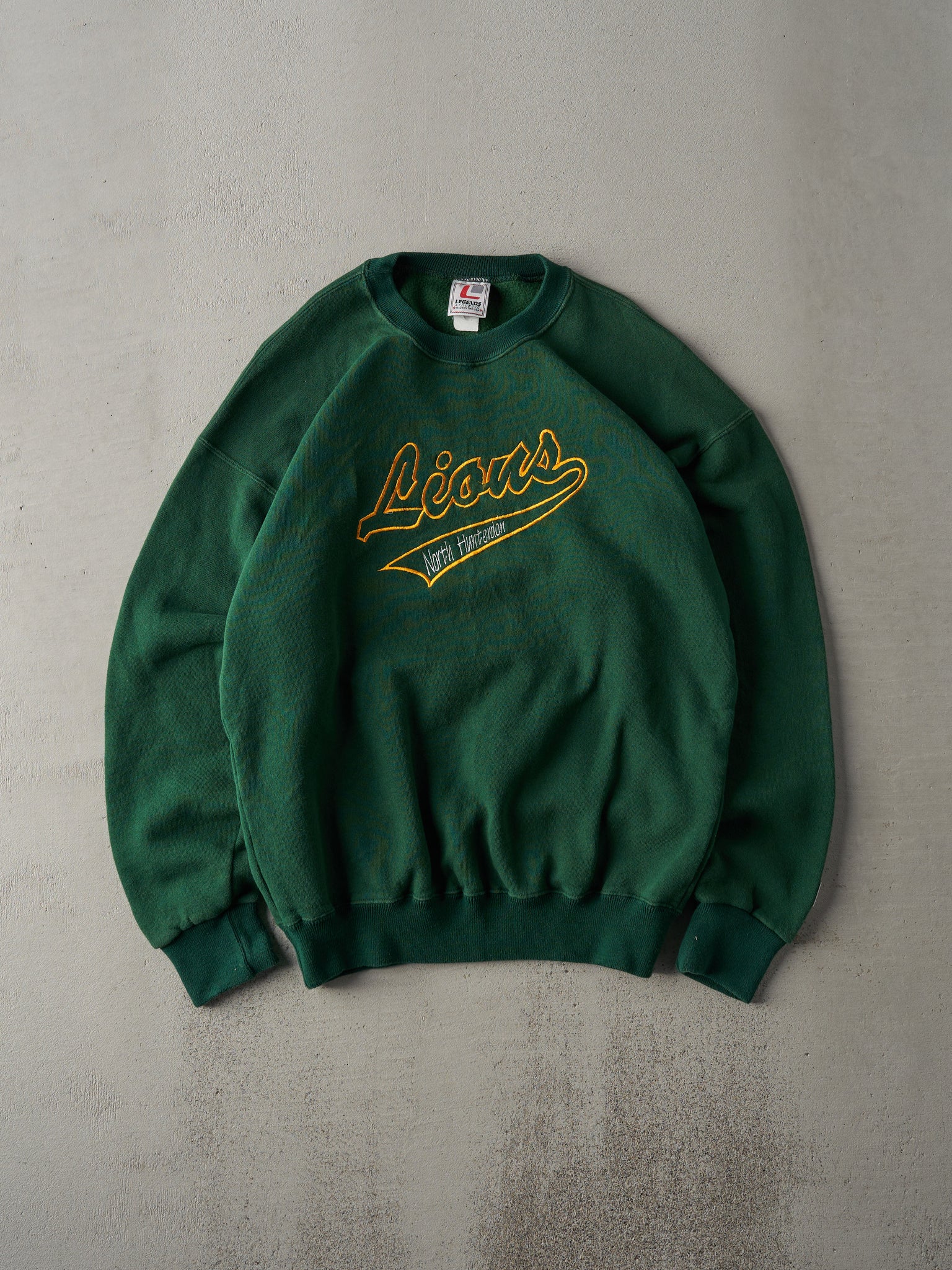 Vintage 90s Green Northern Hunterdon Lions Embroidered Crewneck (M/L)