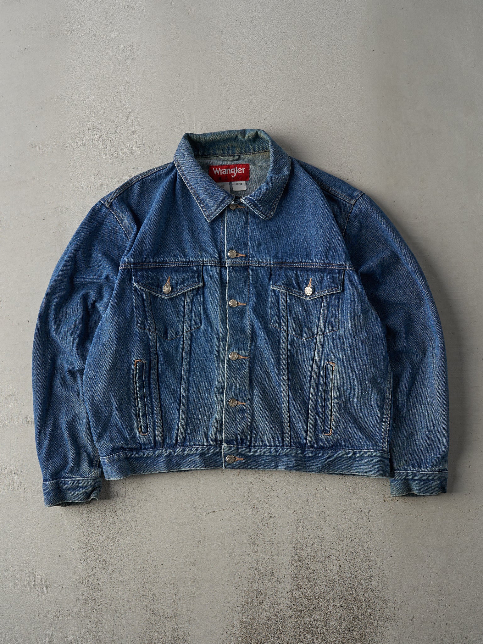 Vintage Y2K Mid Wash Wrangler Hero Denim Jacket (L)