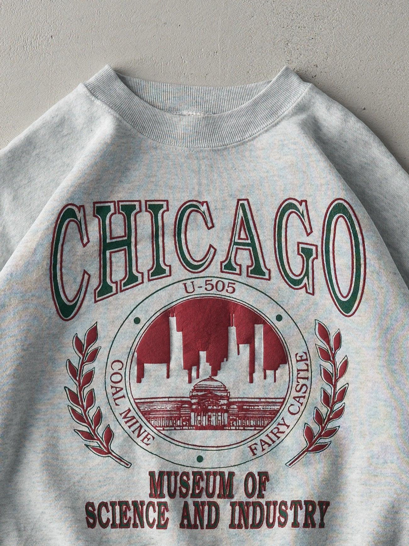 Vintage 90s Heather Grey Chicago Museum of Science Boxy Crewneck (M)