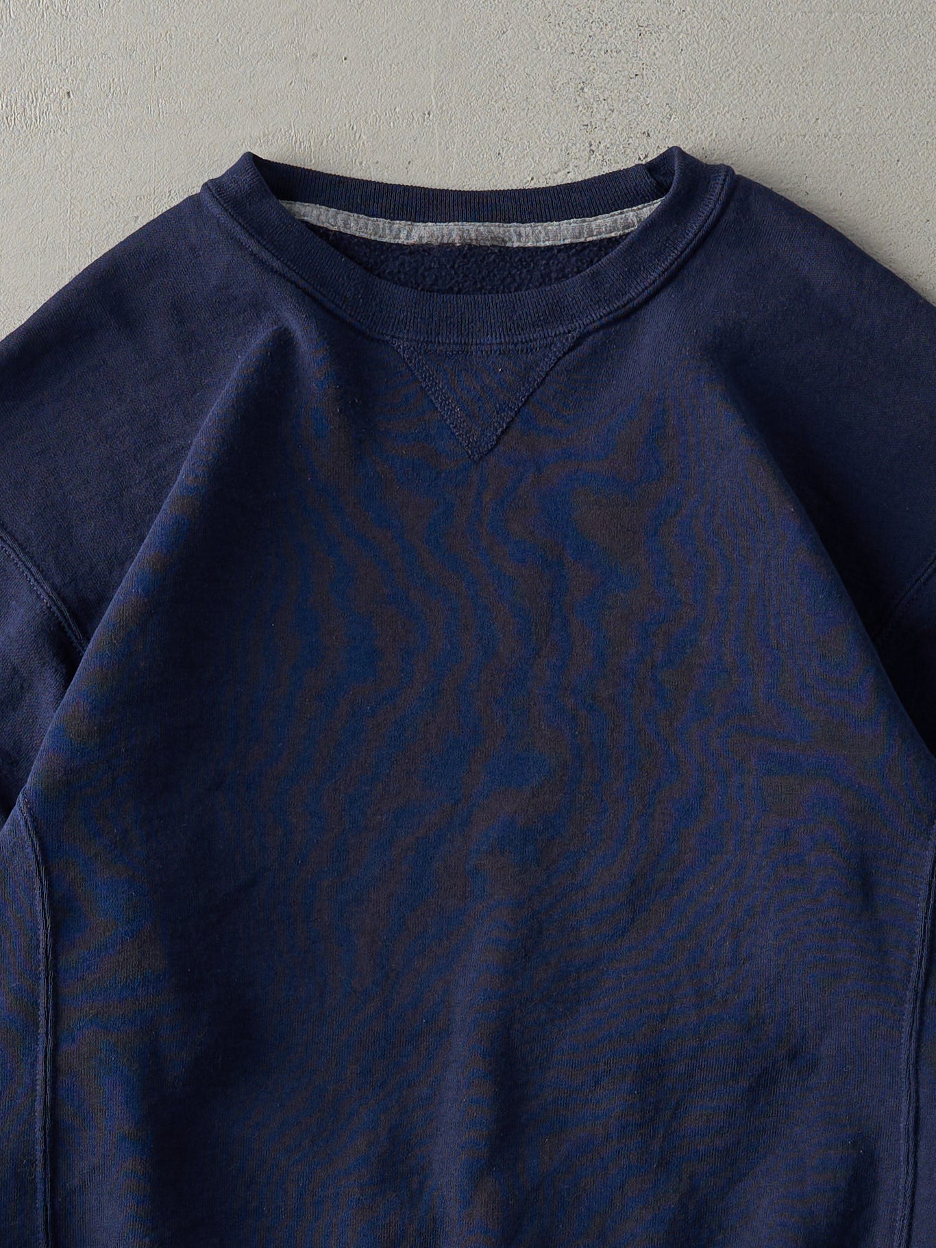 Vintage Y2K Navy Blue Russell Athletics Blank Crewneck (M)