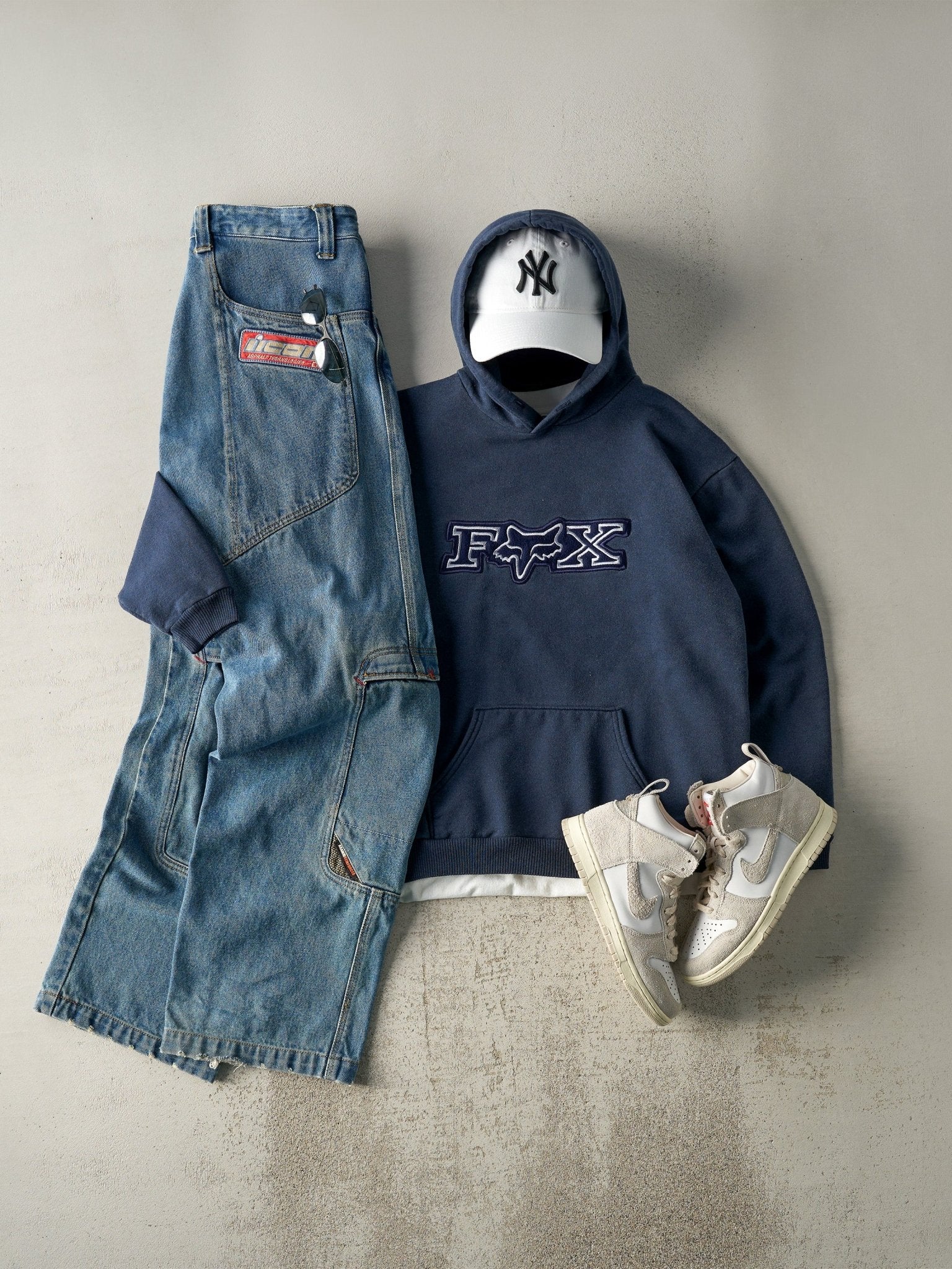 Vintage Y2K Navy Blue Embroidered Fox Racing Hoodie (M