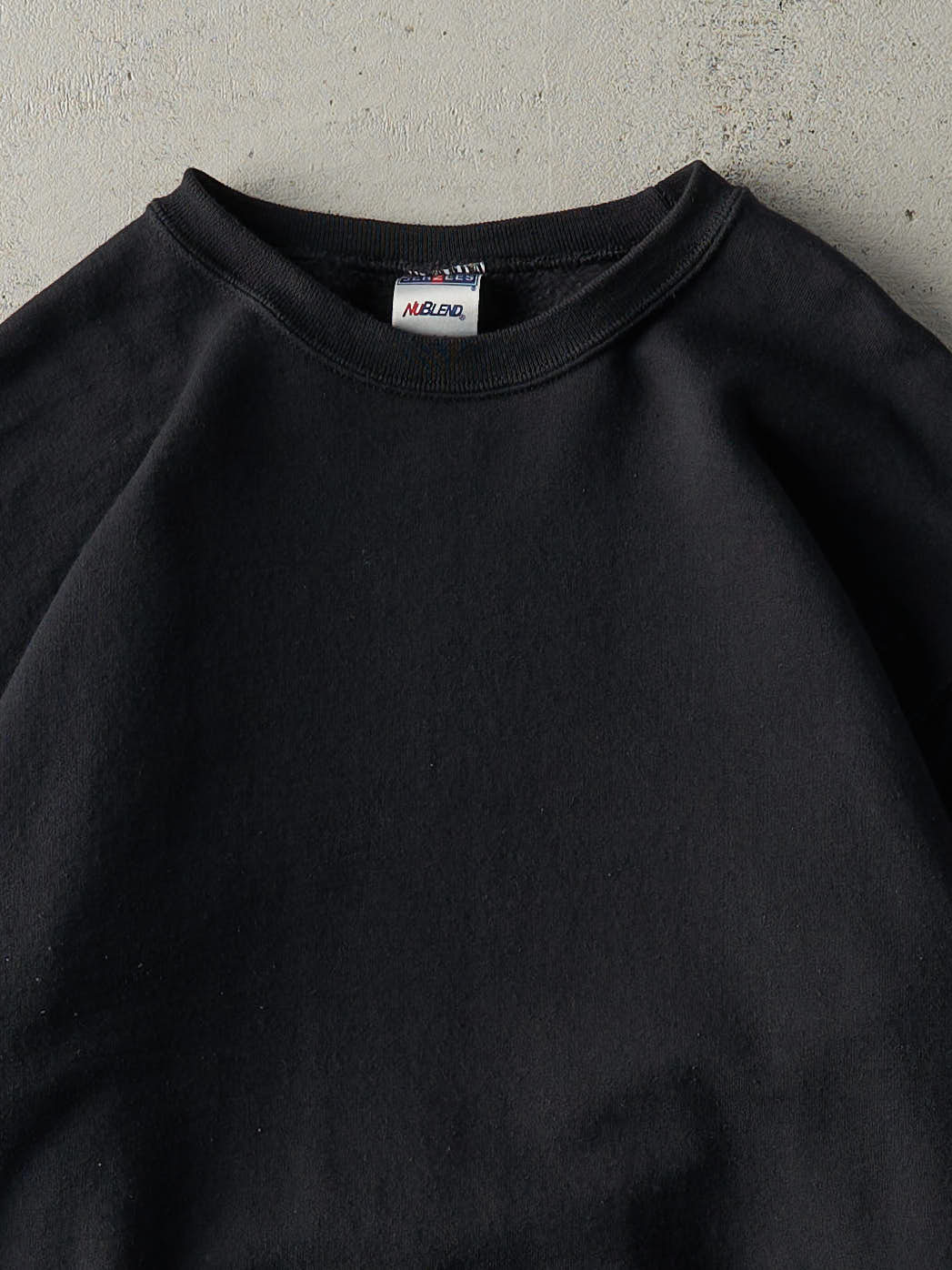 Vintage Y2K Black Blank Crewneck (M)