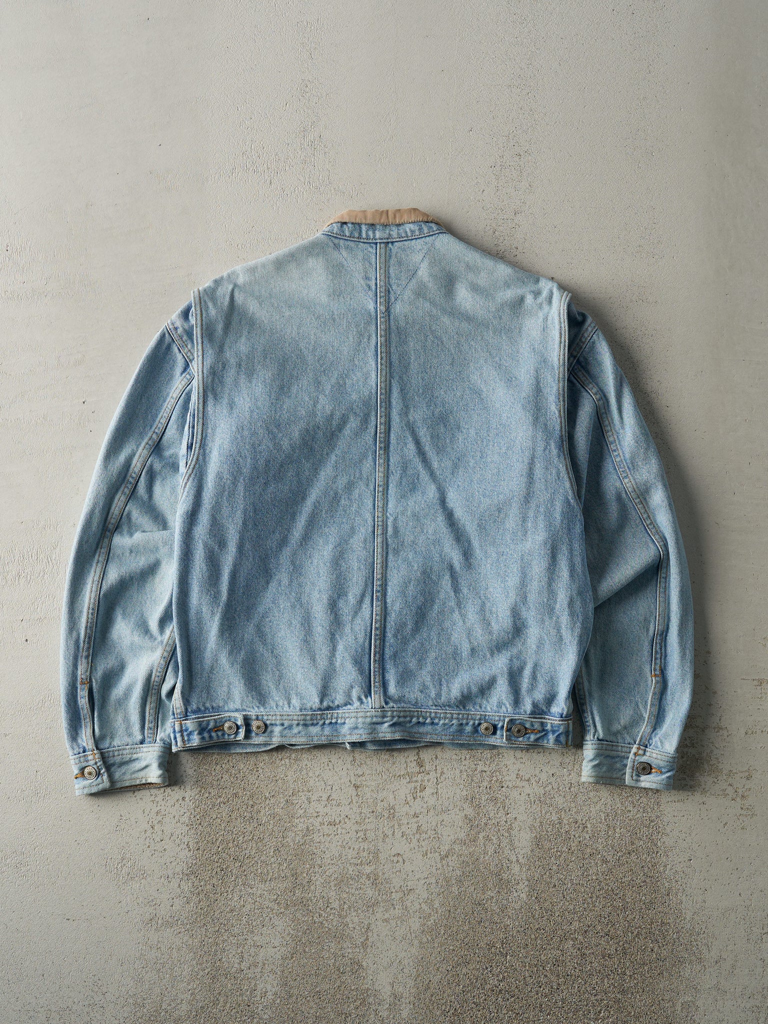 Vintage 90s Light Wash Tommy Hilfiger Denim Jacket (M)